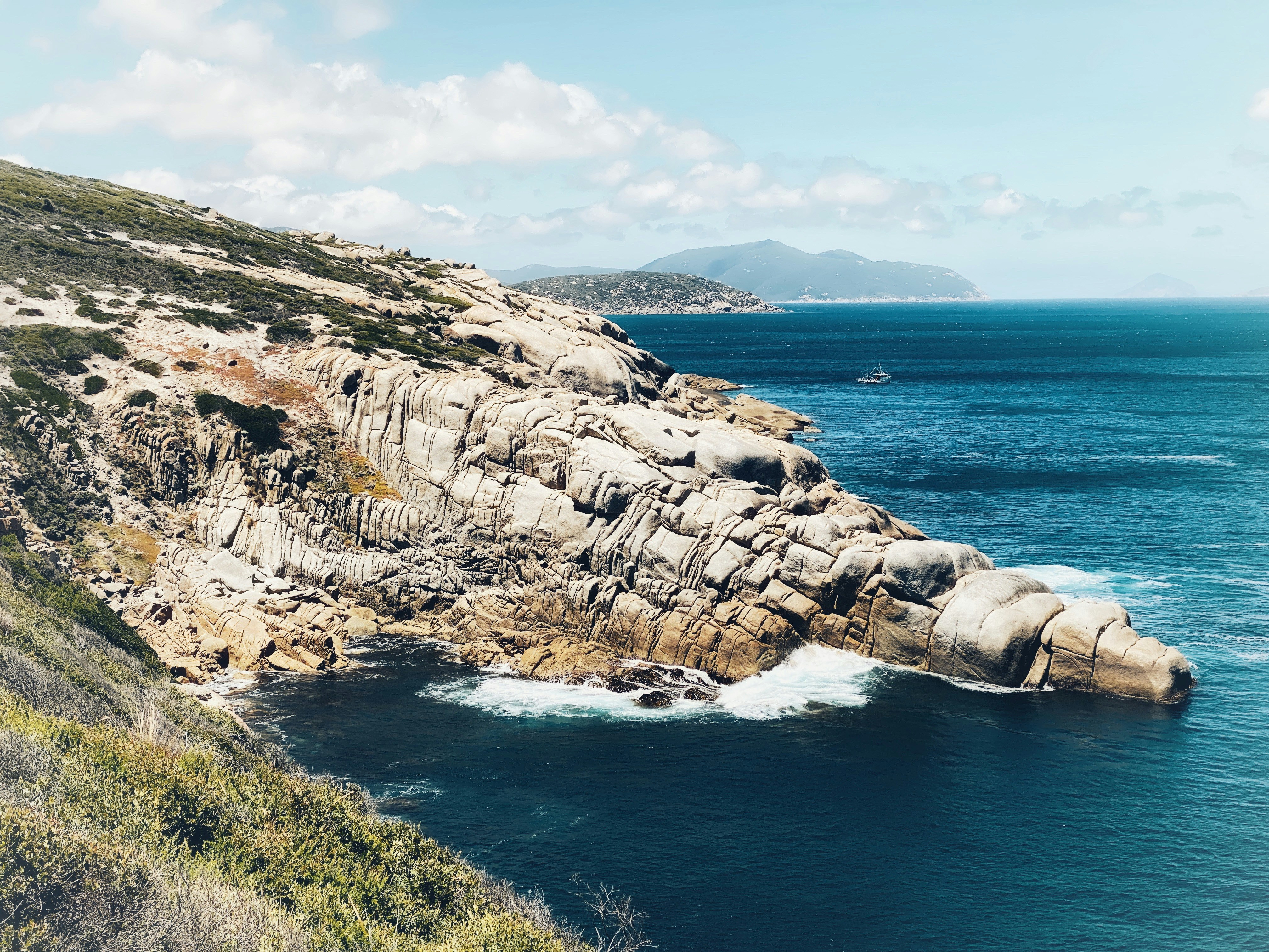 Photo by rhynophotography