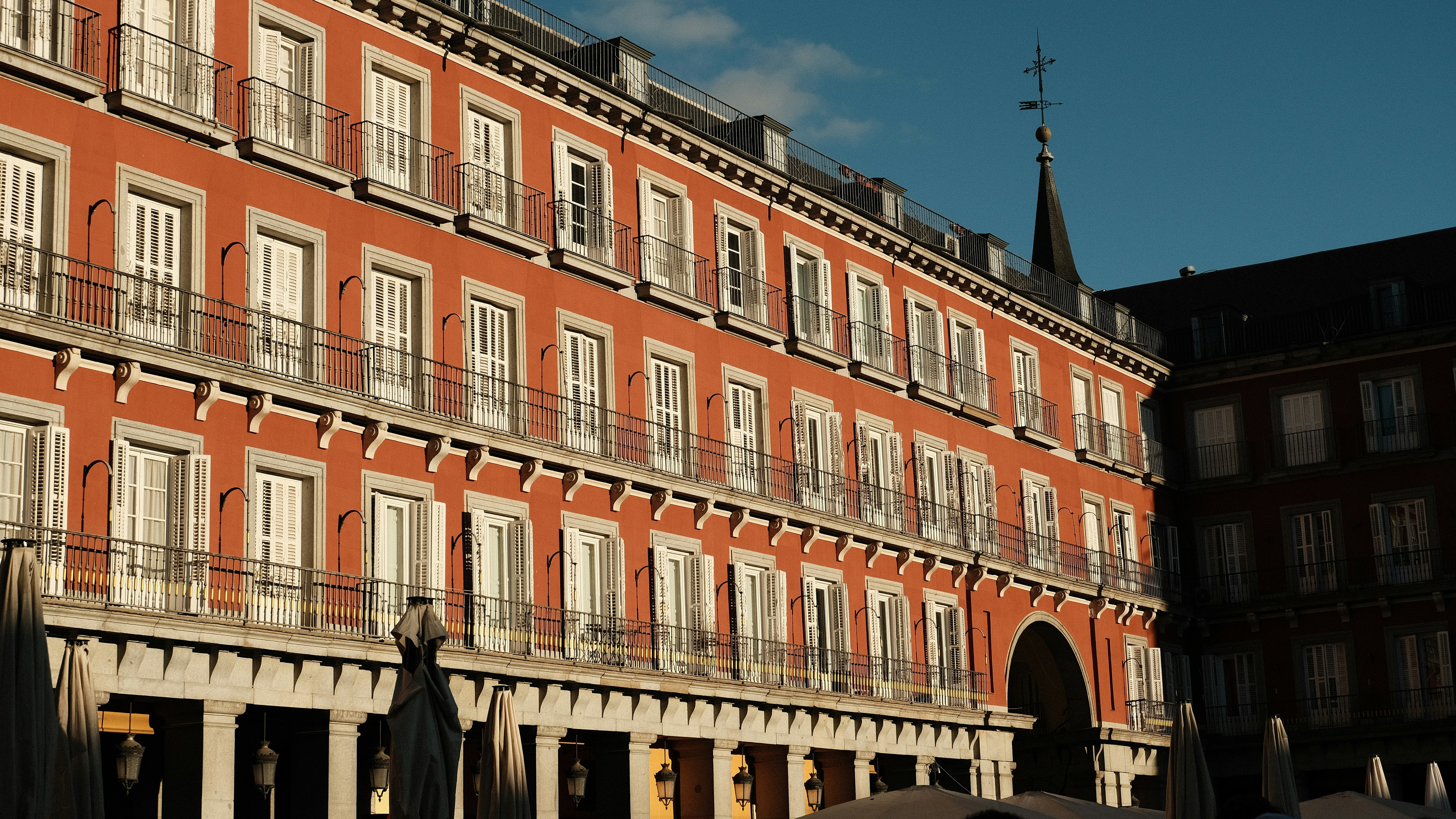 Las 10 mejores empresas de avatar virtual para empresas en Madrid