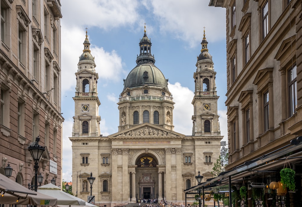 a large building with two towers on top of it