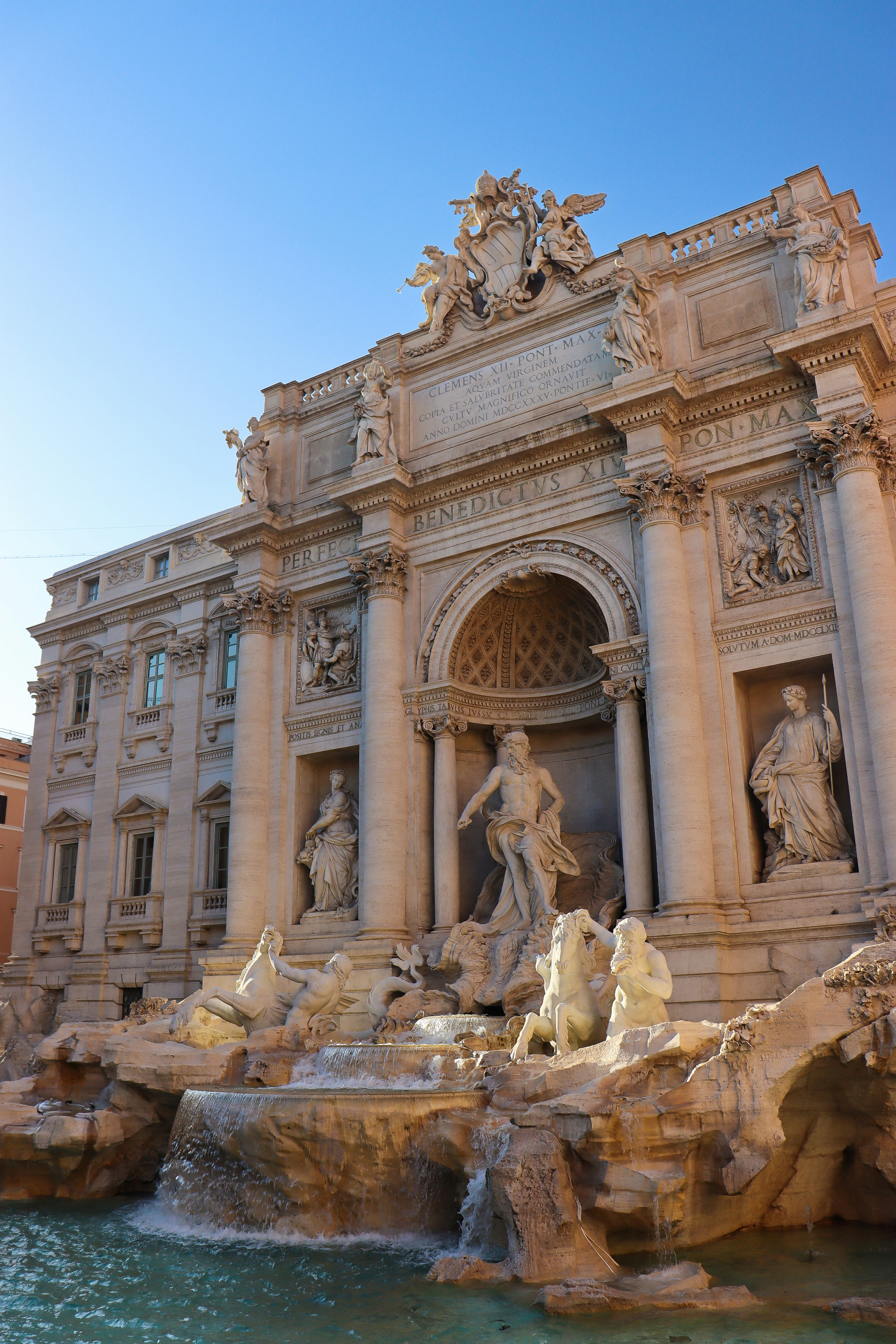 Photo by nicolearangolang