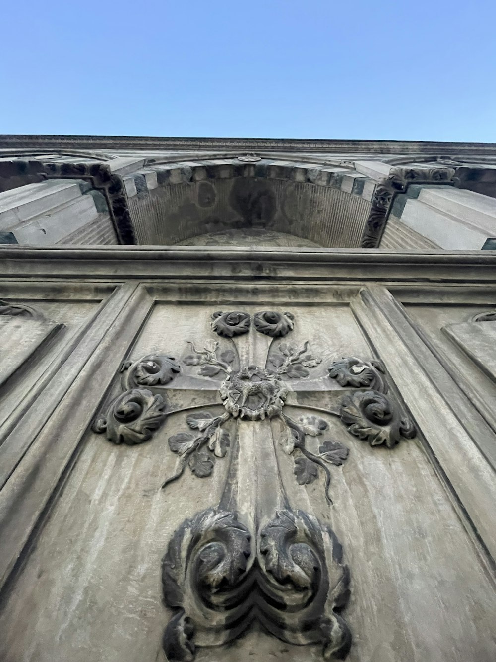 a close up of a building with a clock on it