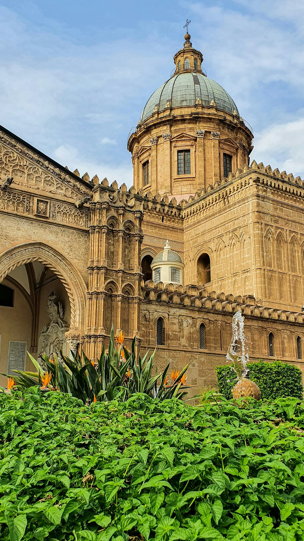 a large building with a dome on top of it