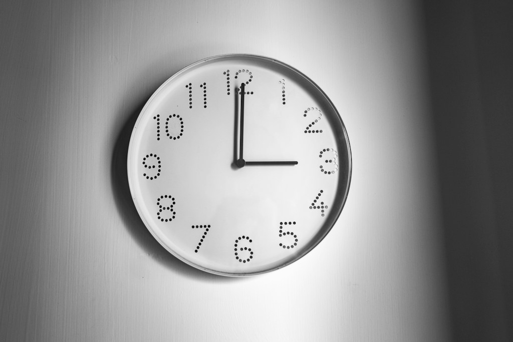 Minimalist Wall Clock