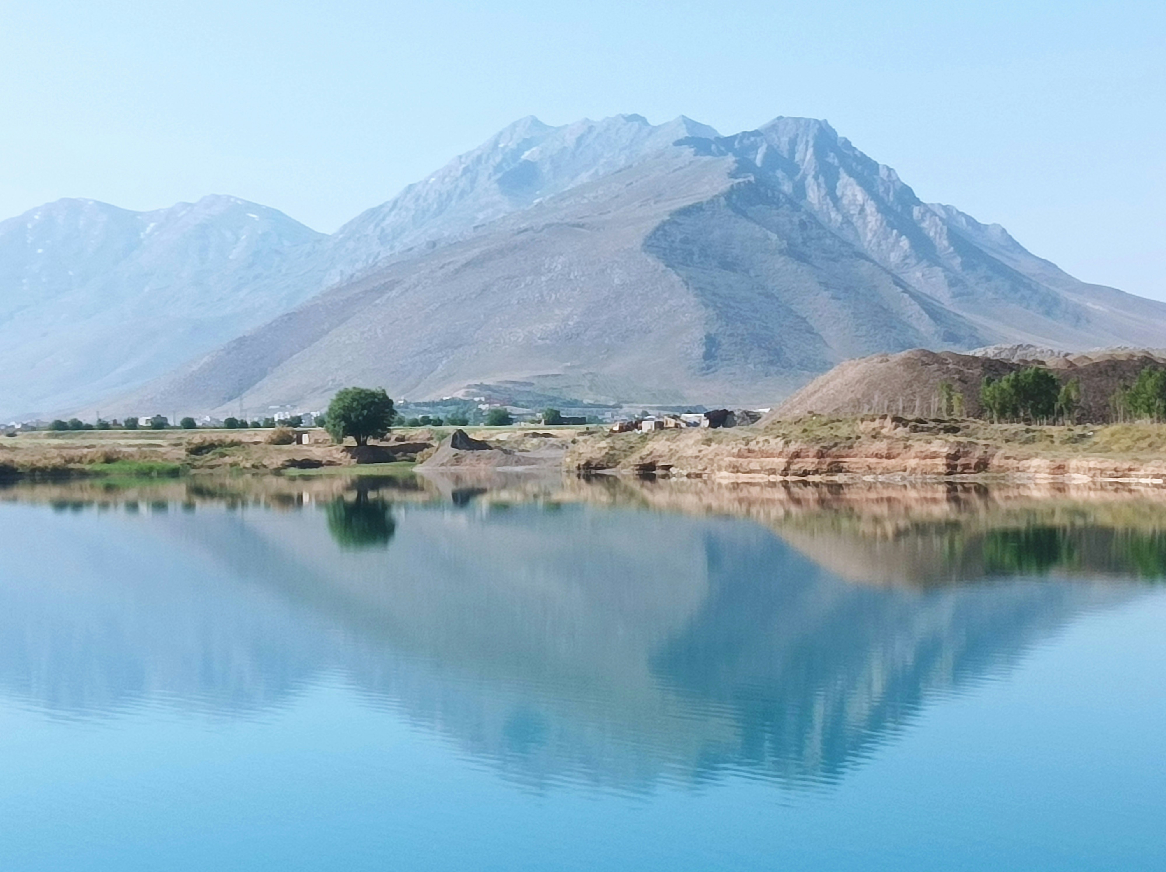 Photo by razipourjafari