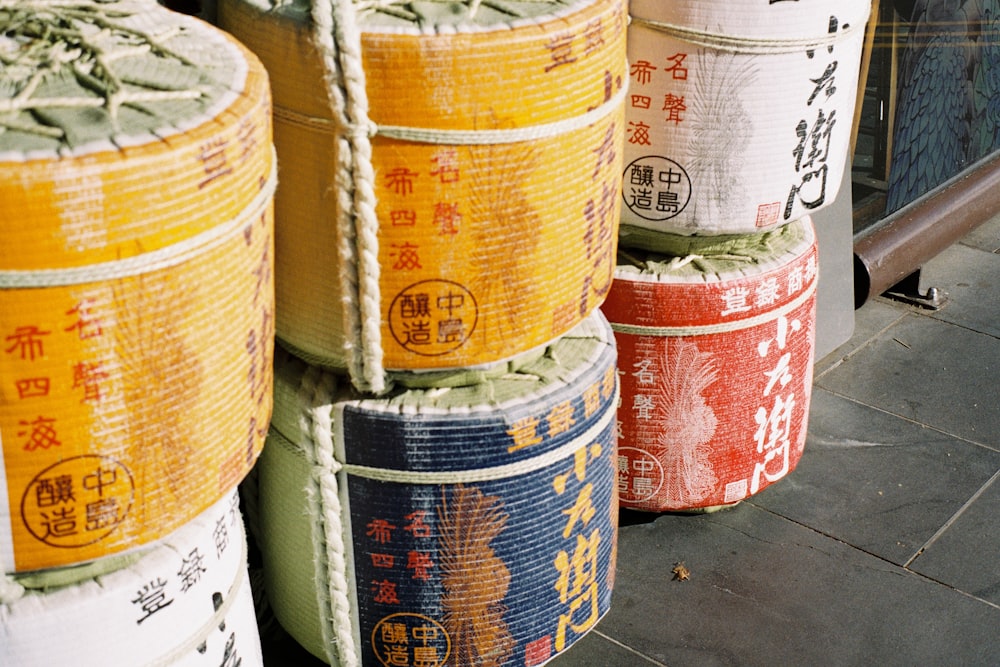 a bunch of bags that are sitting on the ground