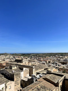 Panoramic view of San Miguel de Allende’s rooftops under a clear blue sky.