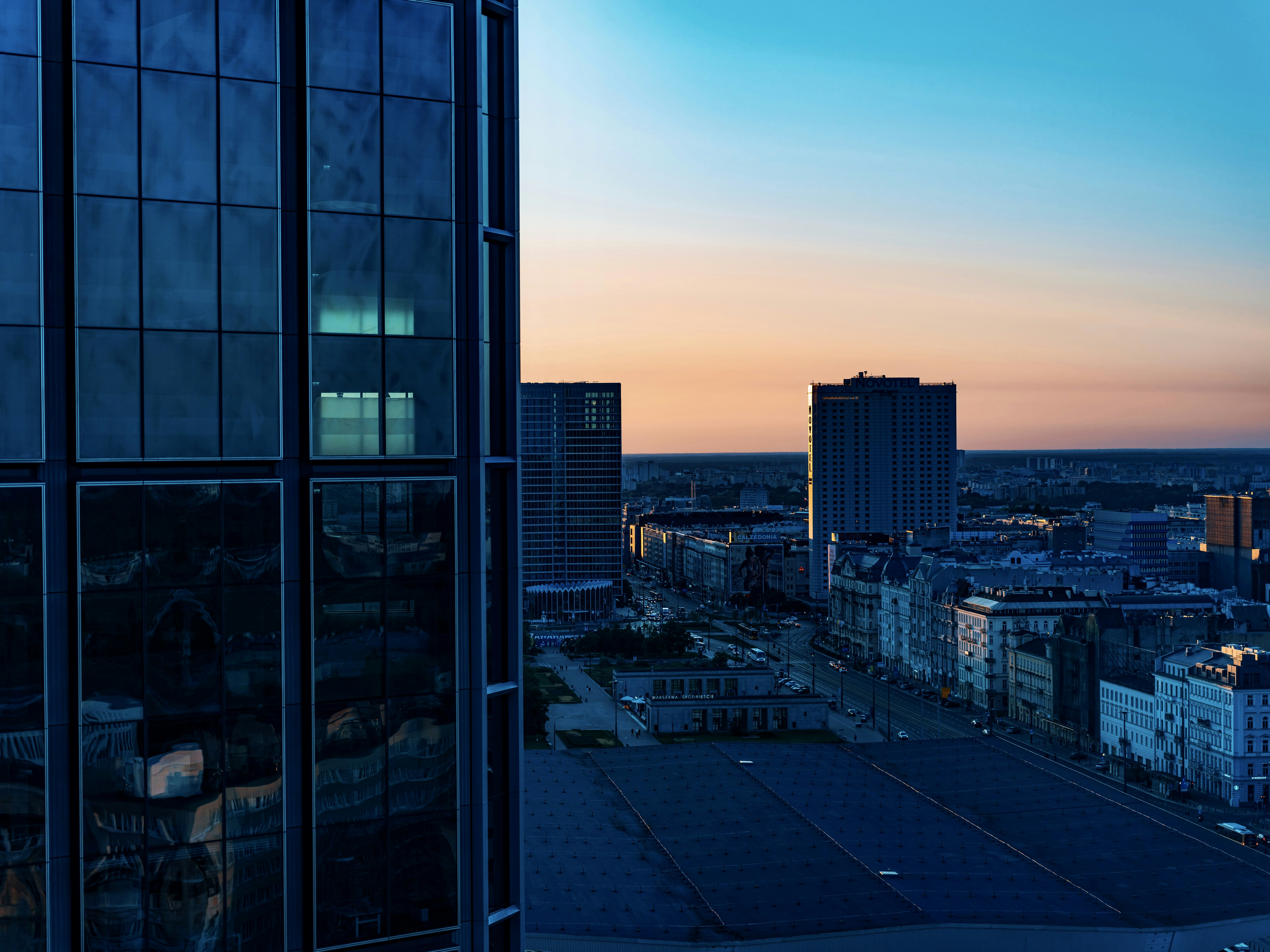 Photo by egorkomarov