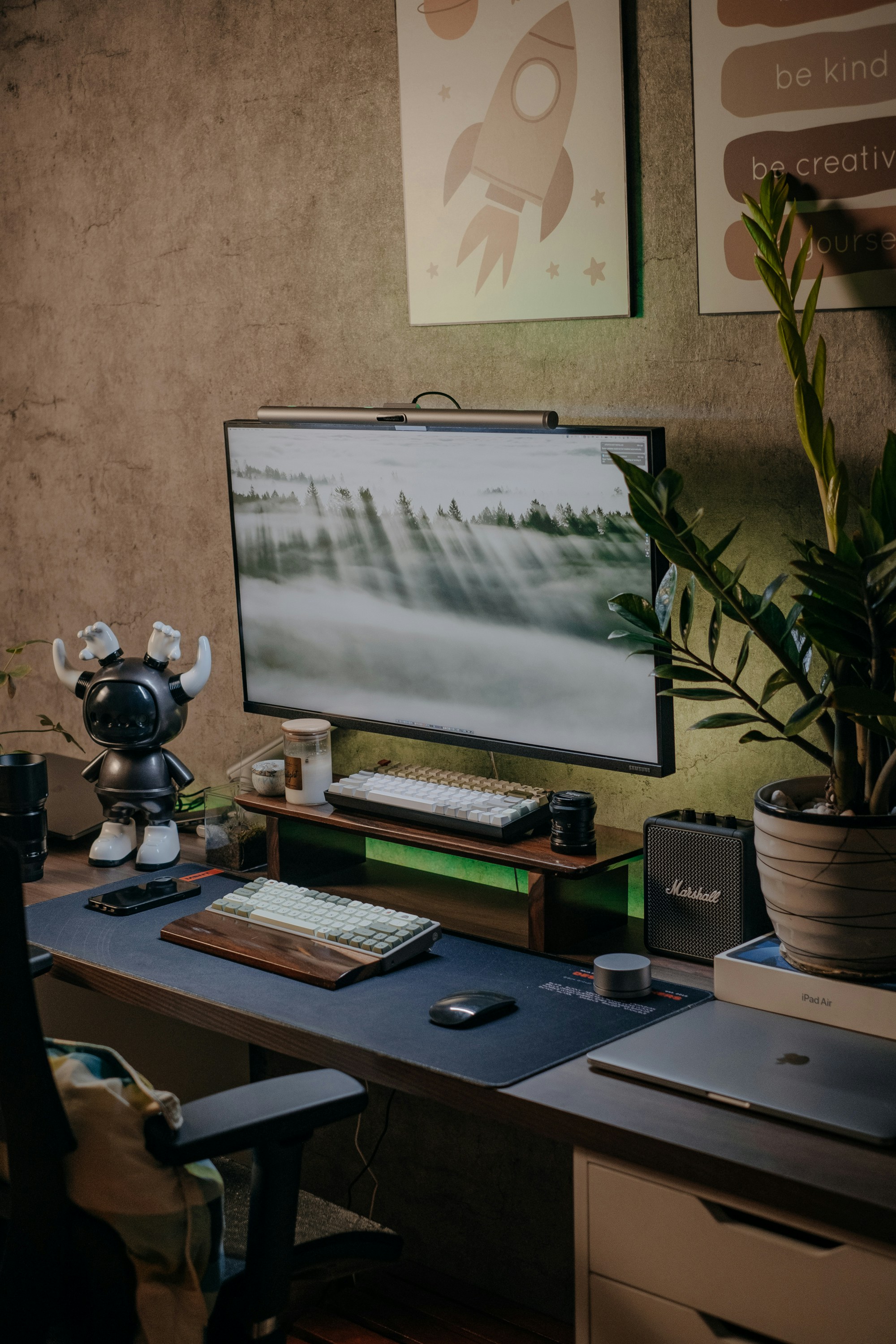 Photo by nguyentrungnguyen