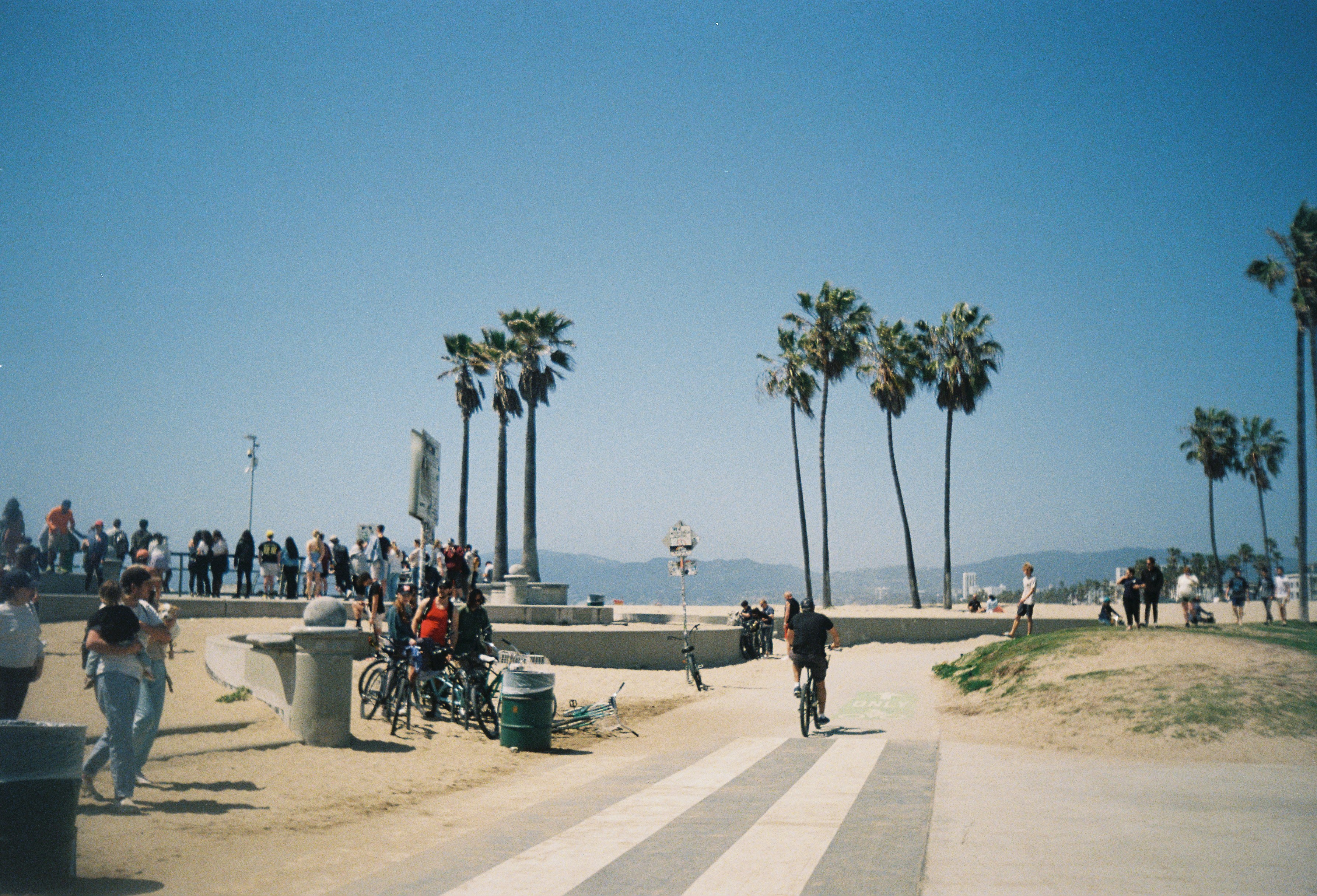 people enjoying a vibrant and sunny day at Hollywood Beach Broadwalk - thc cartridge