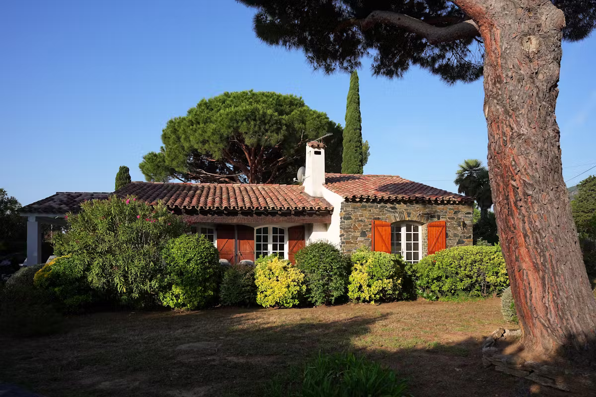 Paisible appartement au calme à Bargème — Appartement · Bargème, Provence