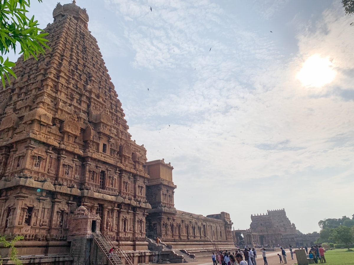 The Brihadeeswarar Temple and Dravidian Architecture