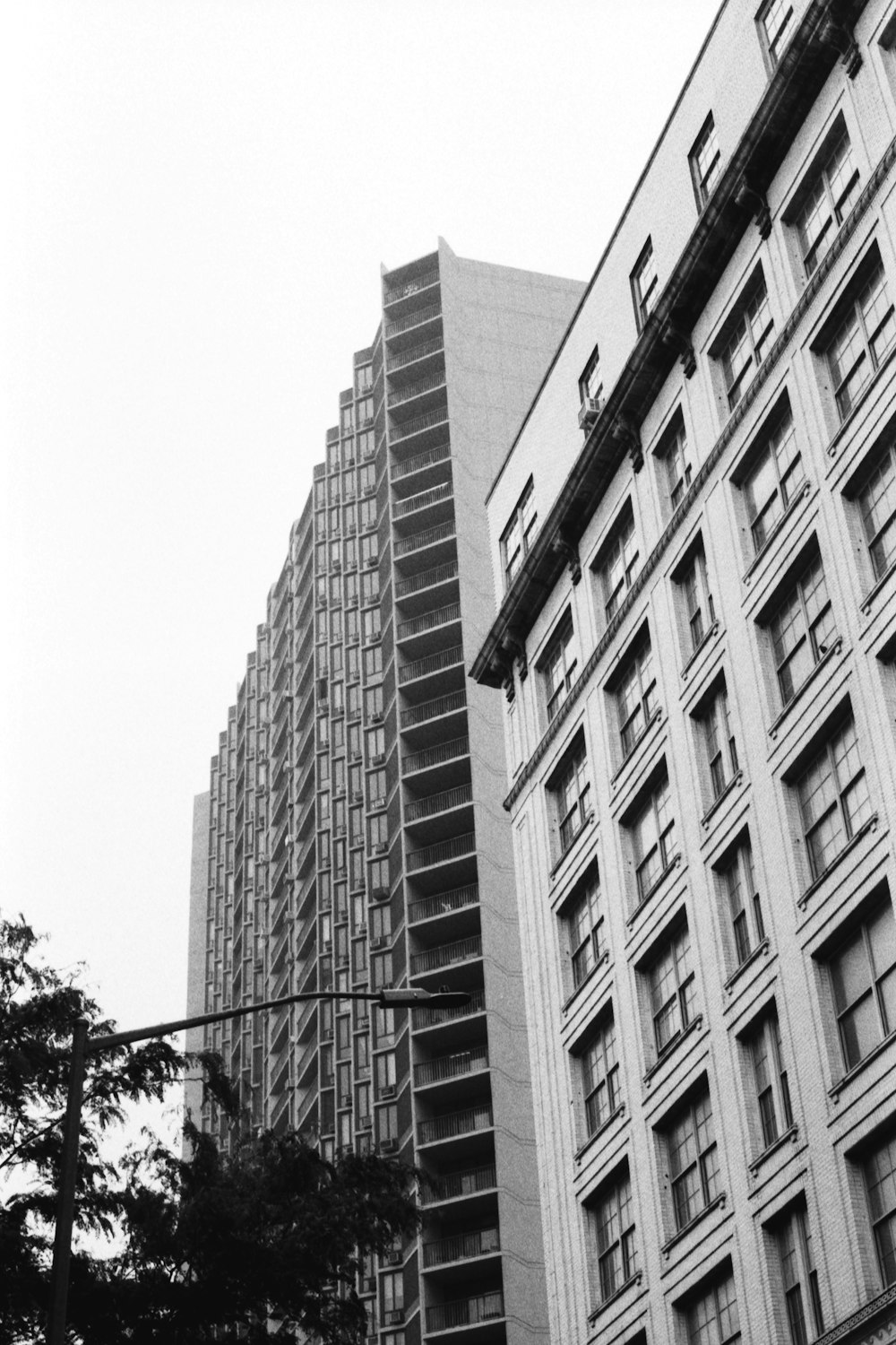 a black and white photo of a tall building