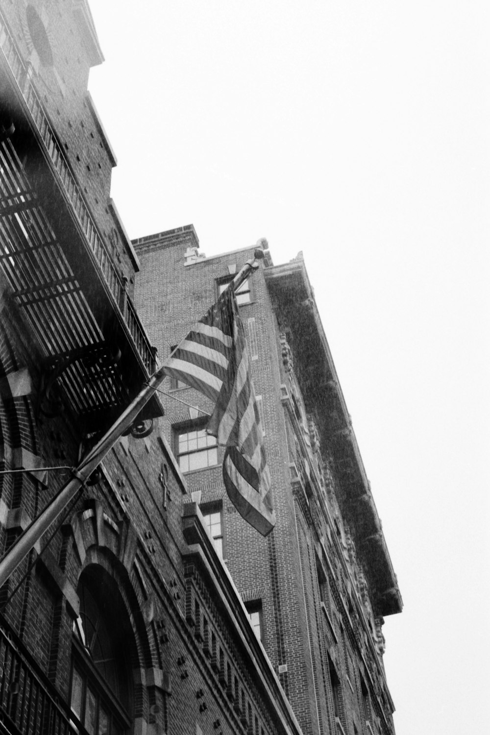 a black and white photo of an old building