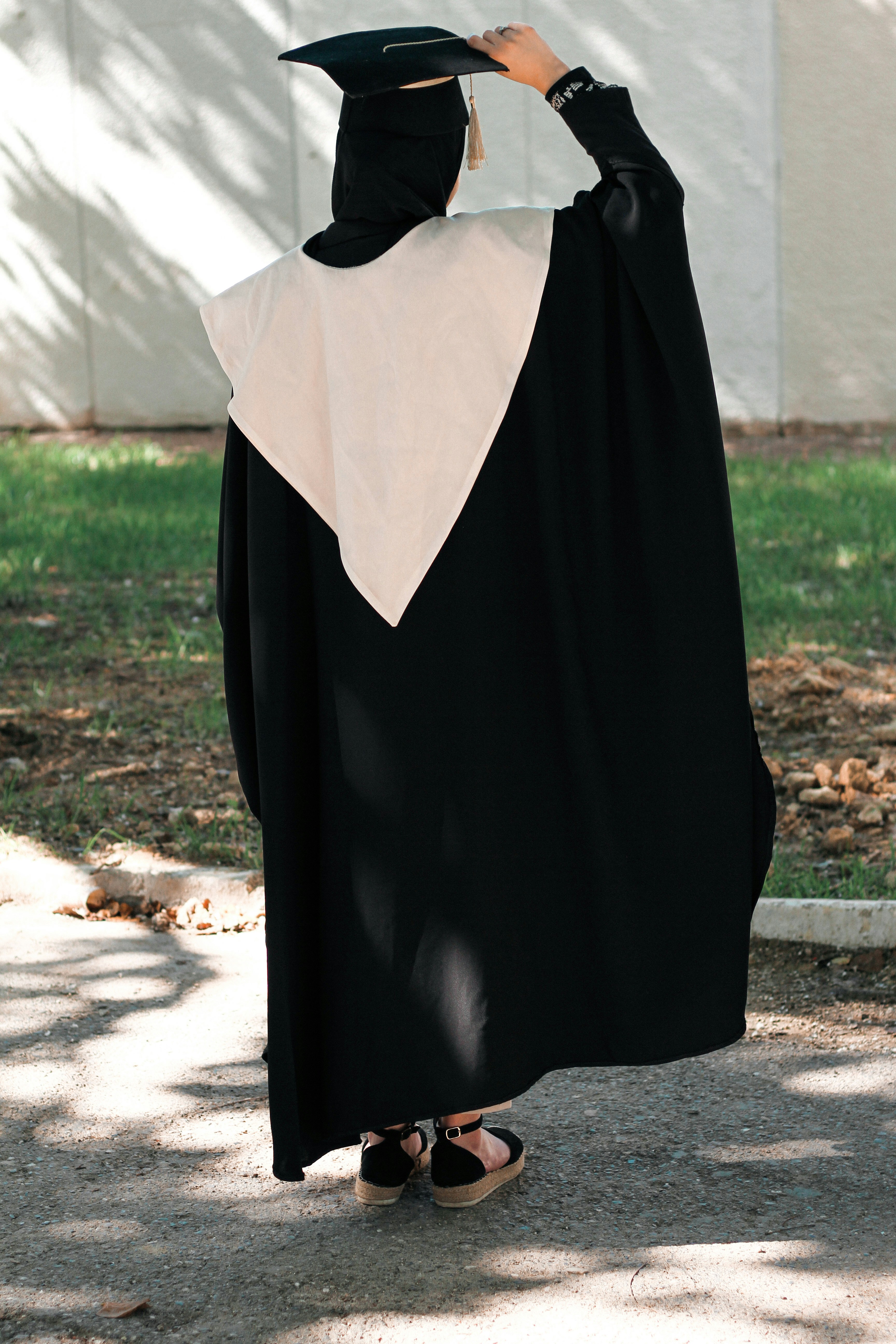 Front open abaya style