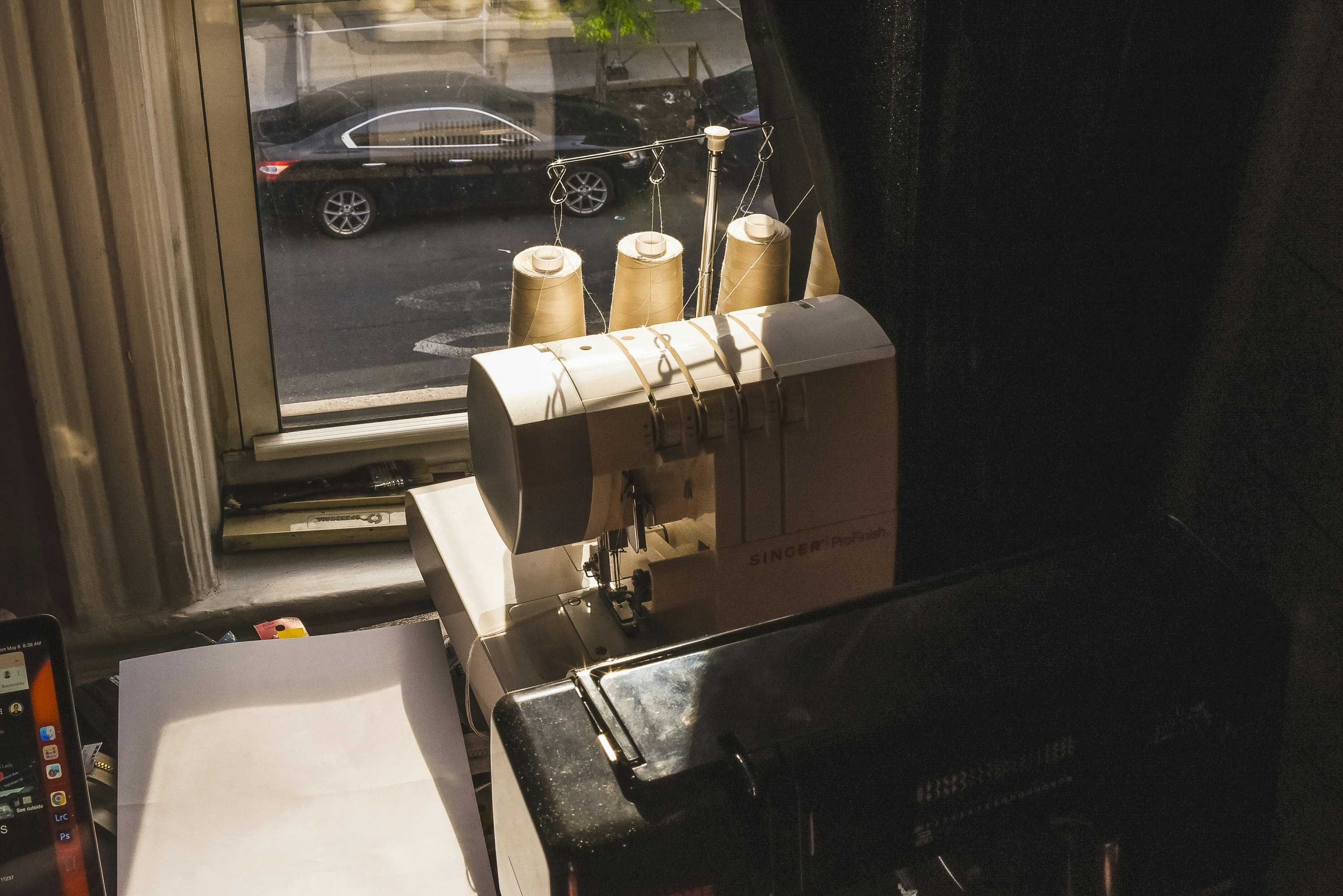 photo-1686577593483-281548d5f025?ixid=M3wxMjA3fDB8MXxzZWFyY2h8MTR8fGNvZmZlZSUyMHRhbXAlMjBzdGF0aW9uc3xlbnwwfHx8fDE3NjQyMTI3NDR8MA\u0026ixlib=rb-4.1.0