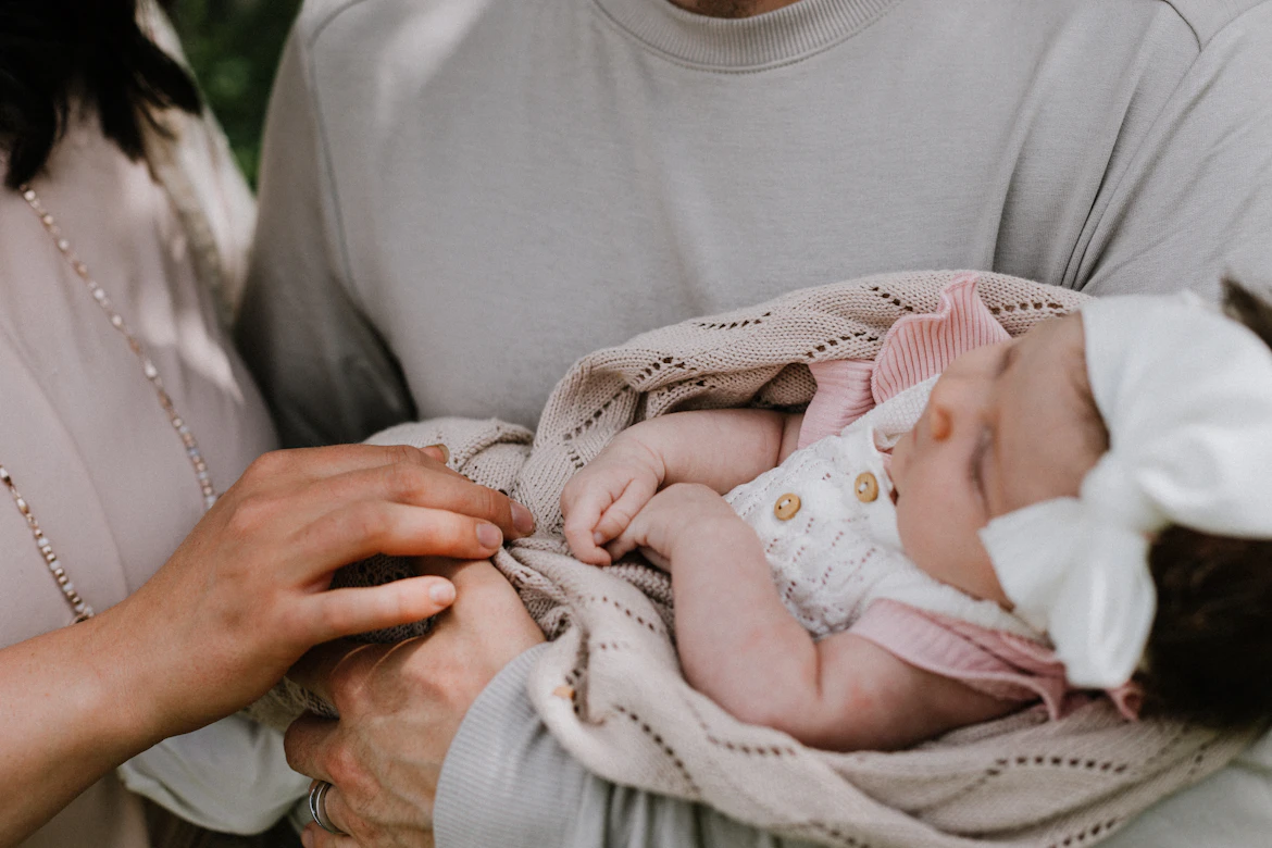 Surrogacy pregnancy journey with intended parents and newborn in the USA