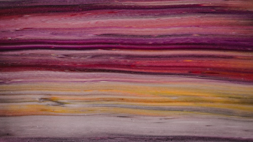 um close up de uma pintura com cores diferentes