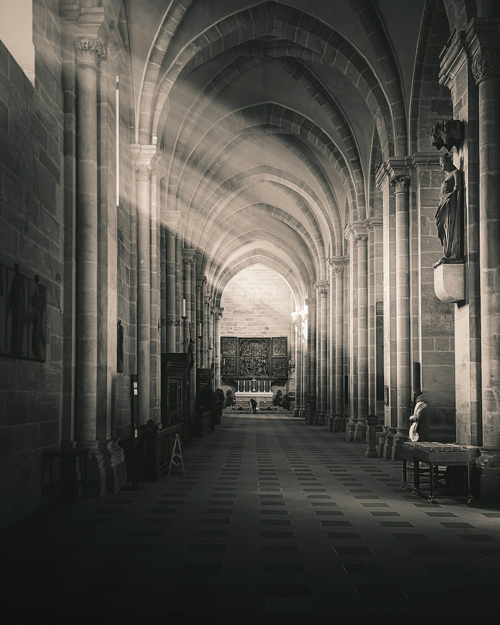 a black and white photo of a cathedral