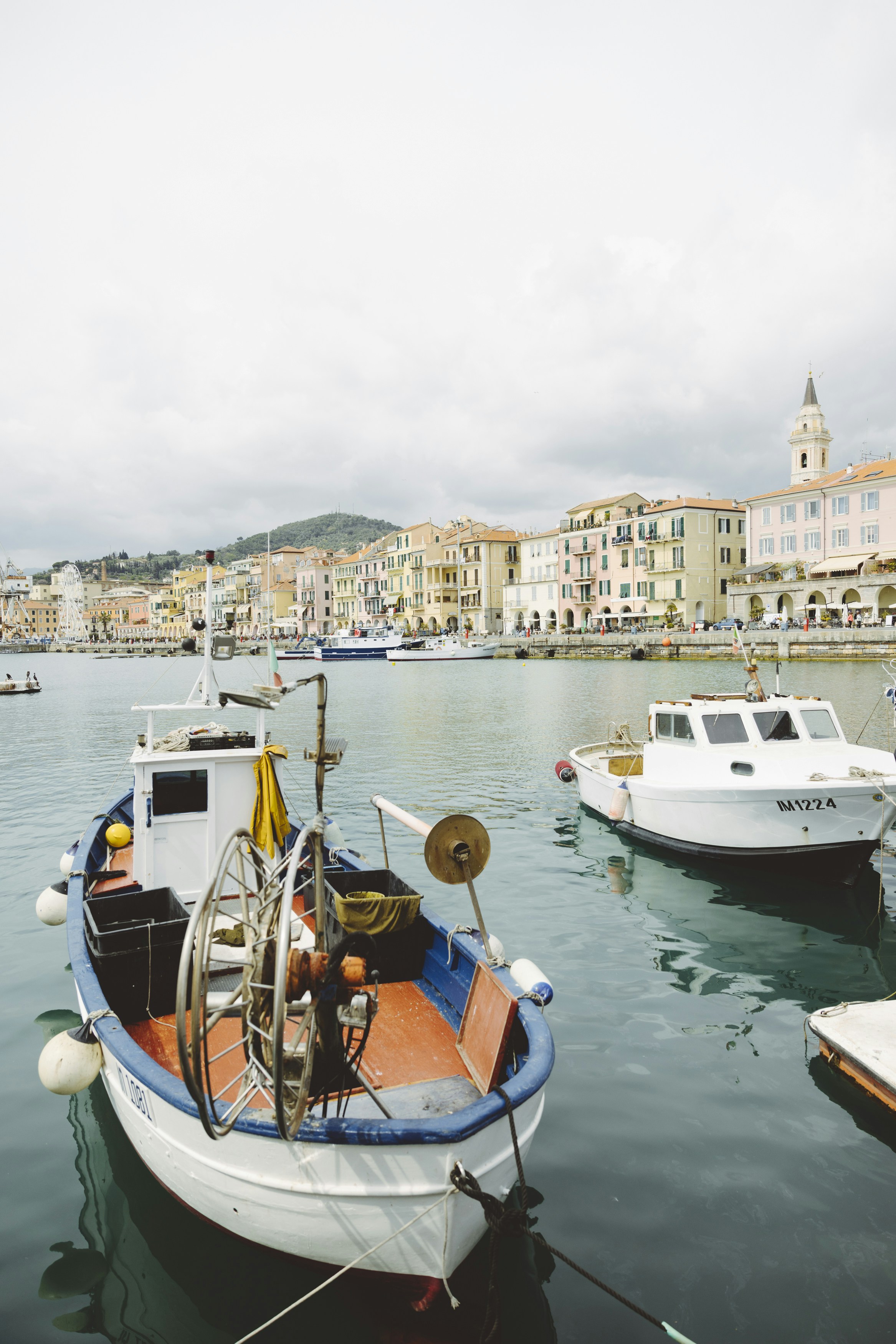 Photo by markusspiske