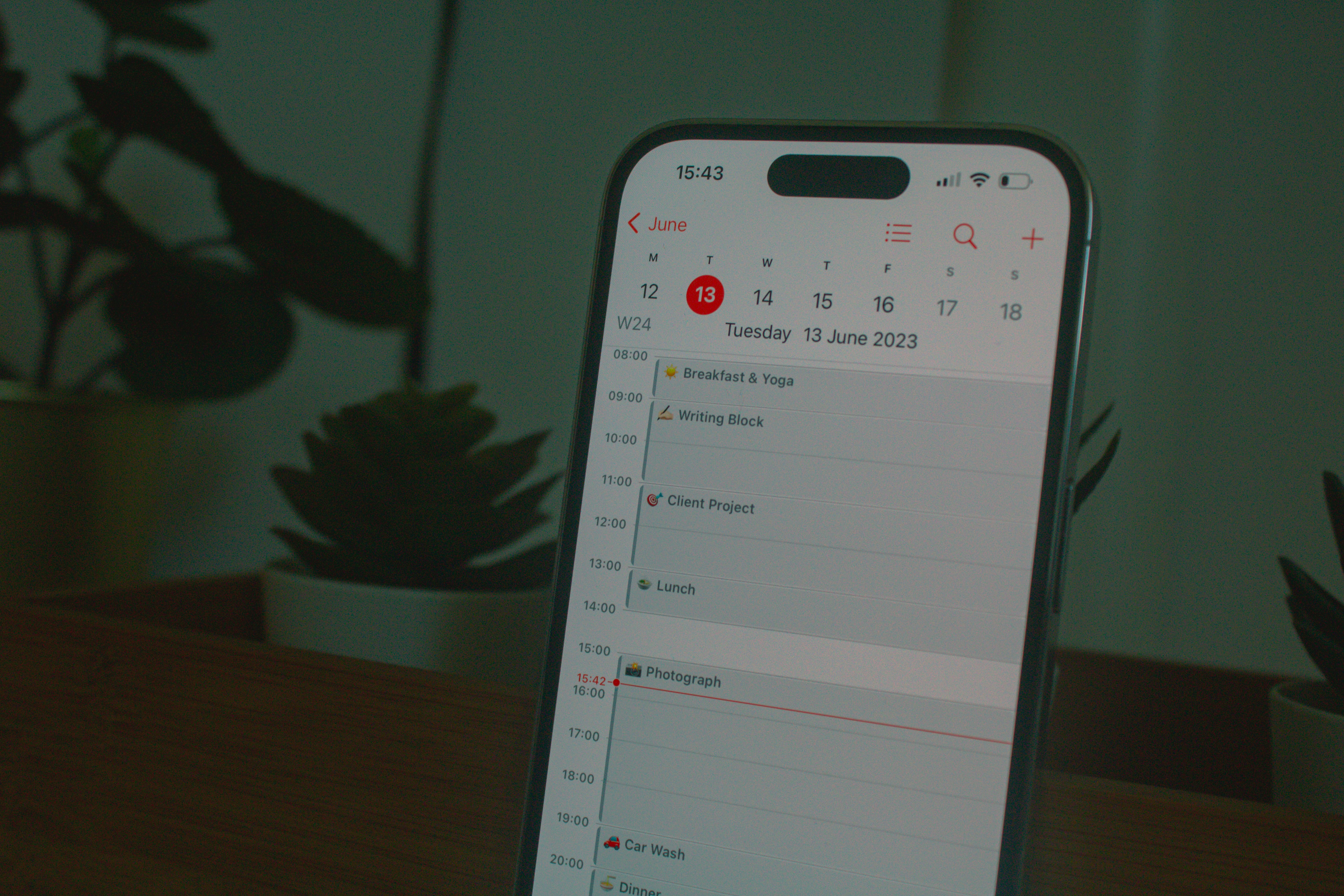 Silent Mode, Real Consequences: We Switched Off Alerts on 8 Apps for 14 Days to Learn What Notifications Are Actually Worth