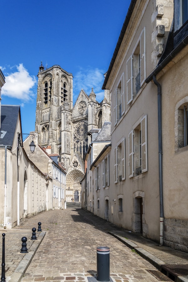 Bourges Culture & Traditions: History, Customs, Festivals