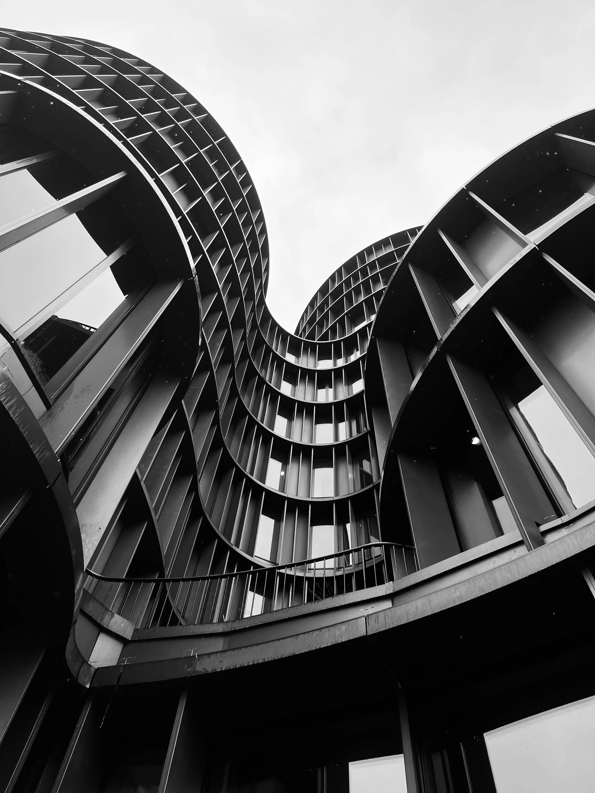 a black and white photo of a tall building