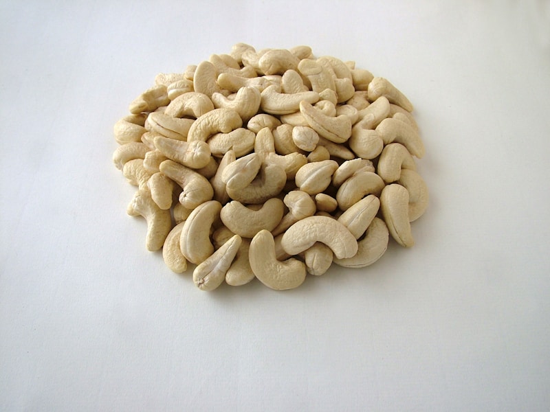 W180 Jumbo Cashew Kernels