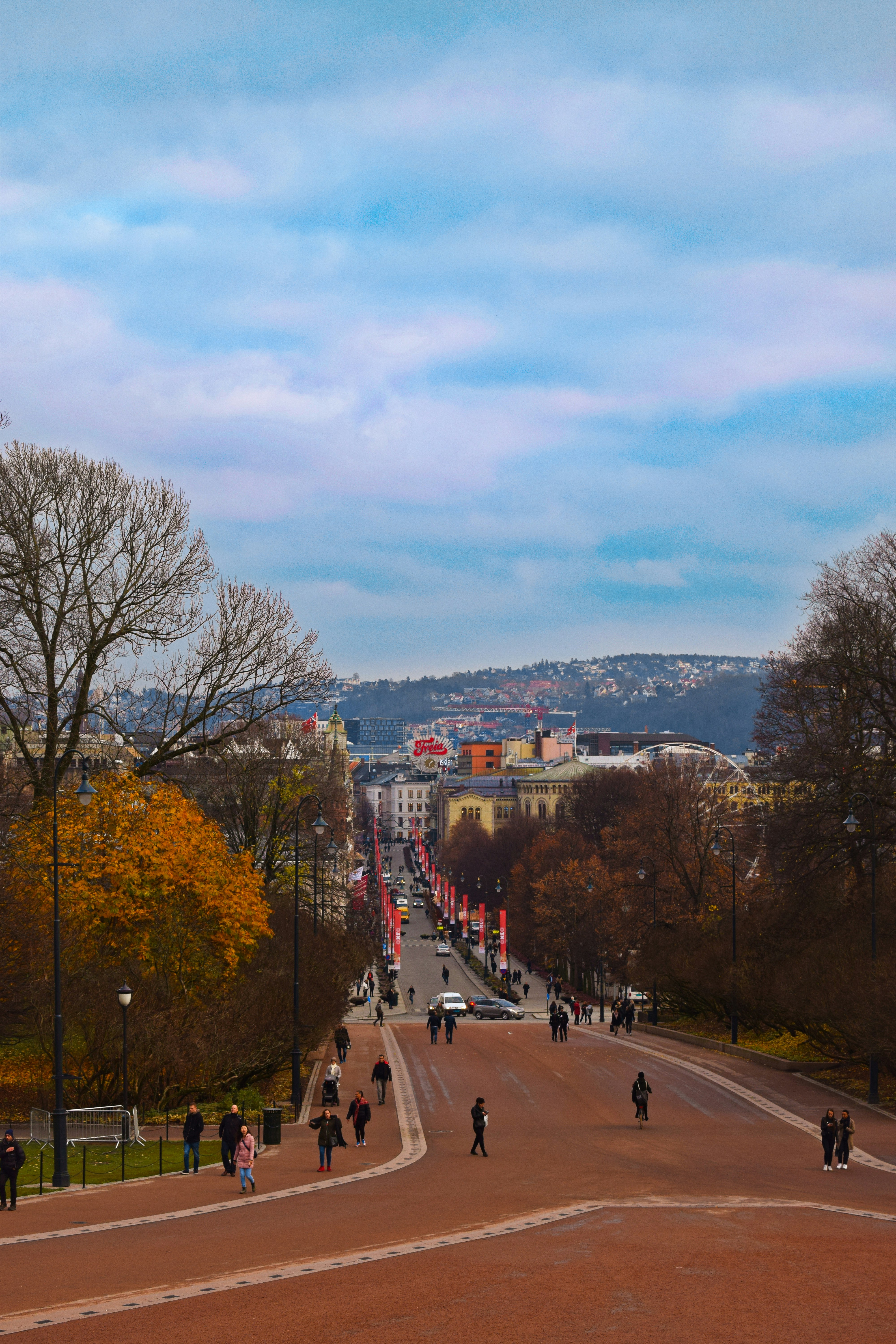 Photo by postcardbymina