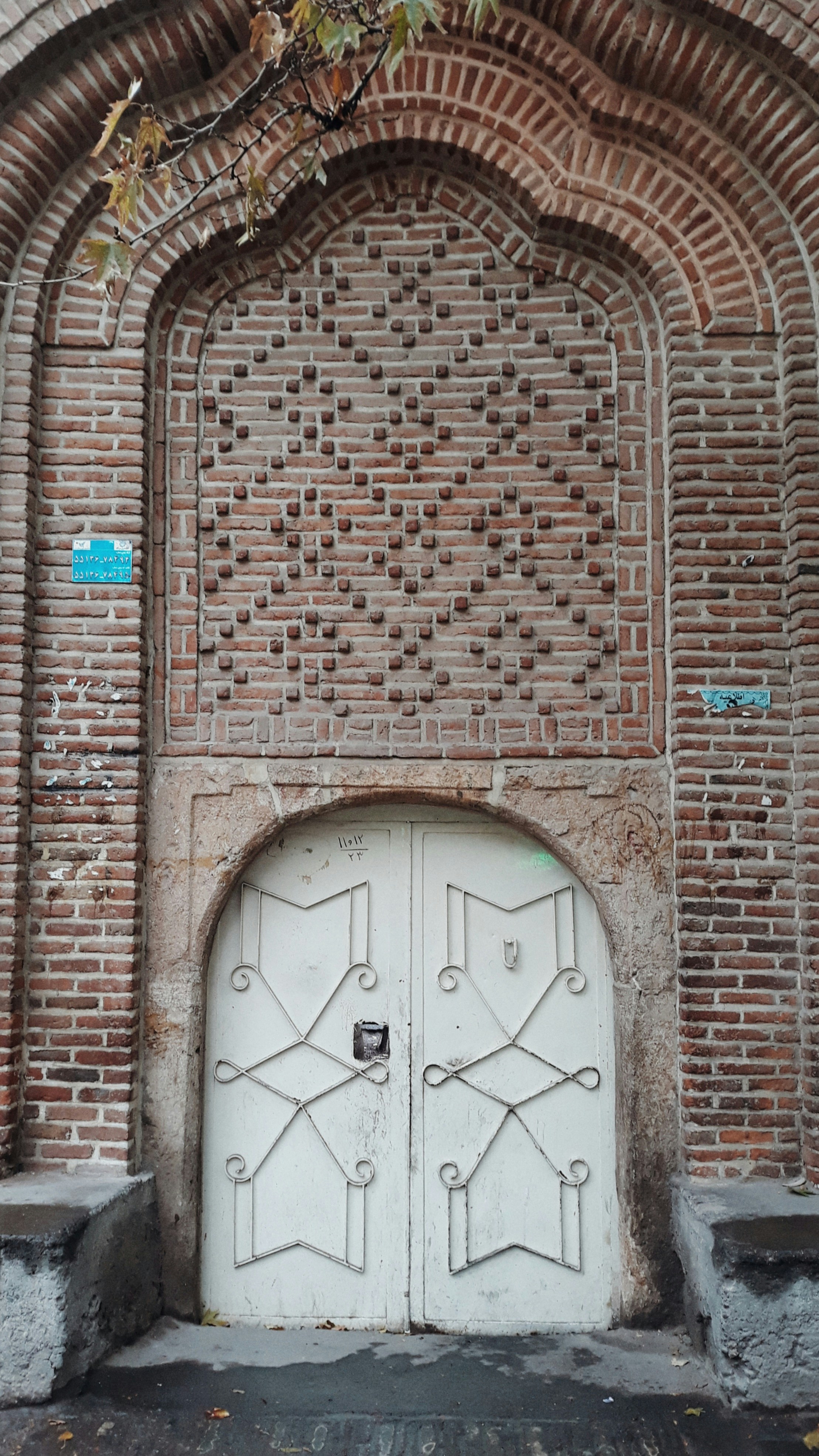 Photo by aliisarvari