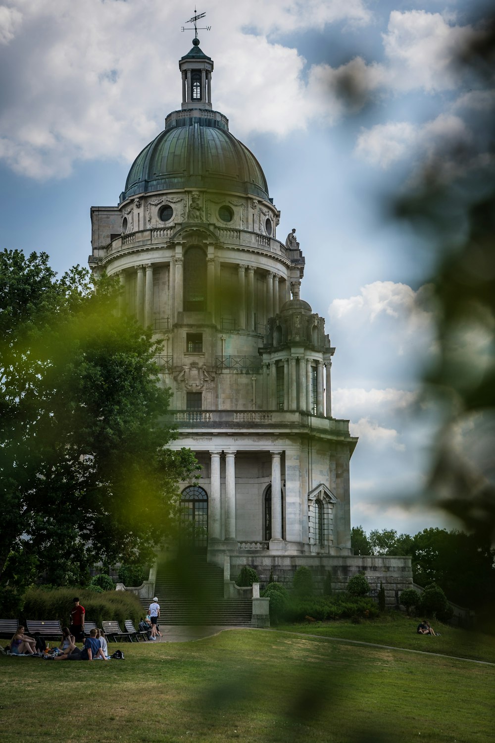 a large building with a dome on top of it