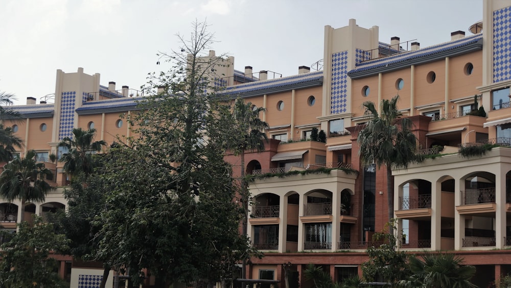 a large building with many windows and balconies