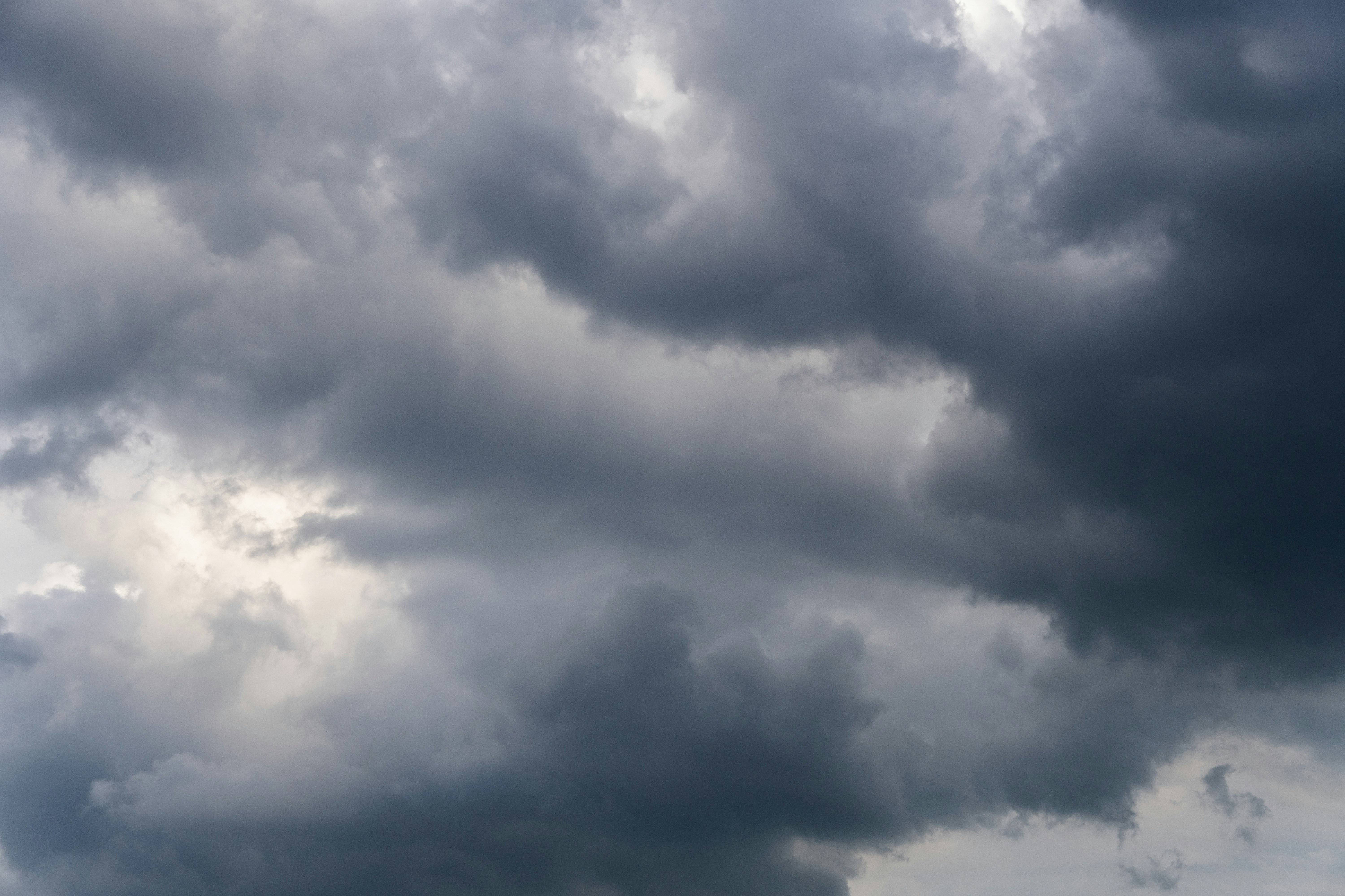 stormy sky wallpaper, wallpaper, Hurricane Gear Security: Protecting Your Belongings 6