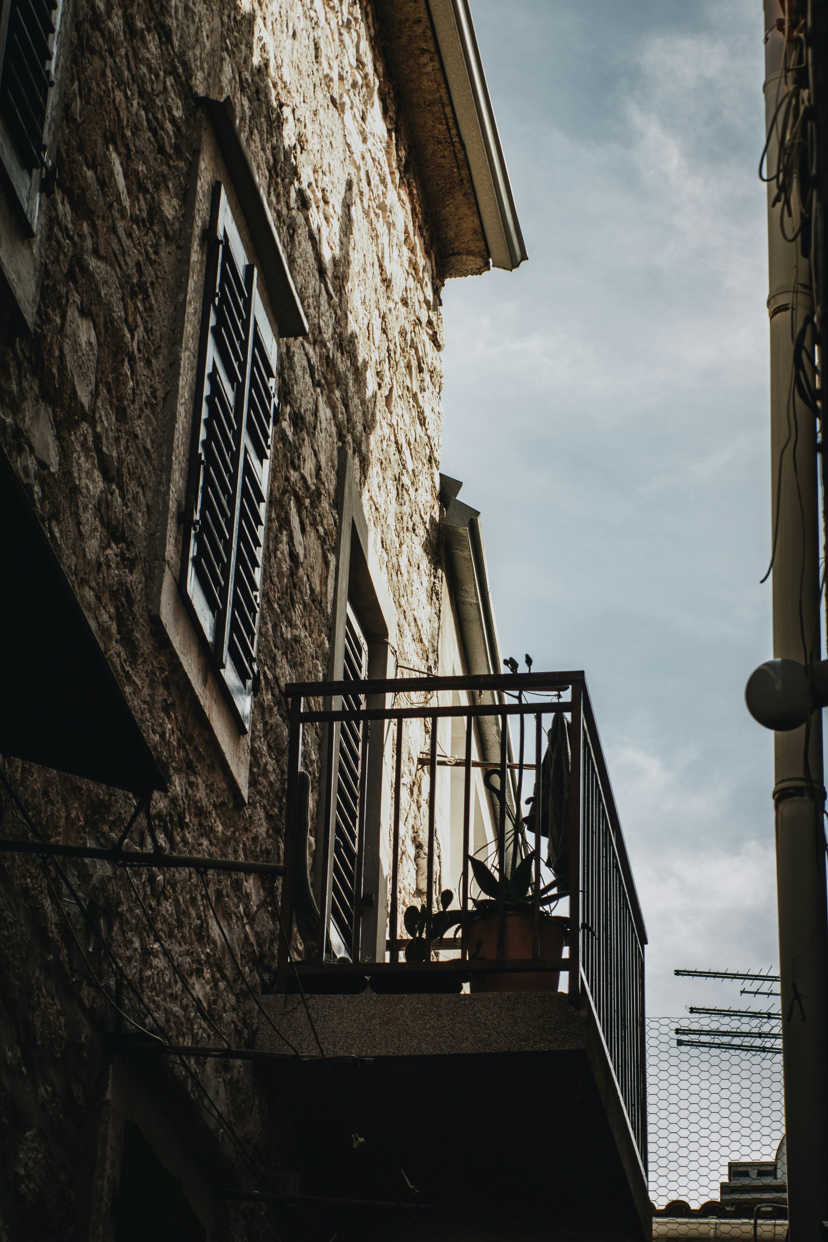 Photo by szabolcsantal