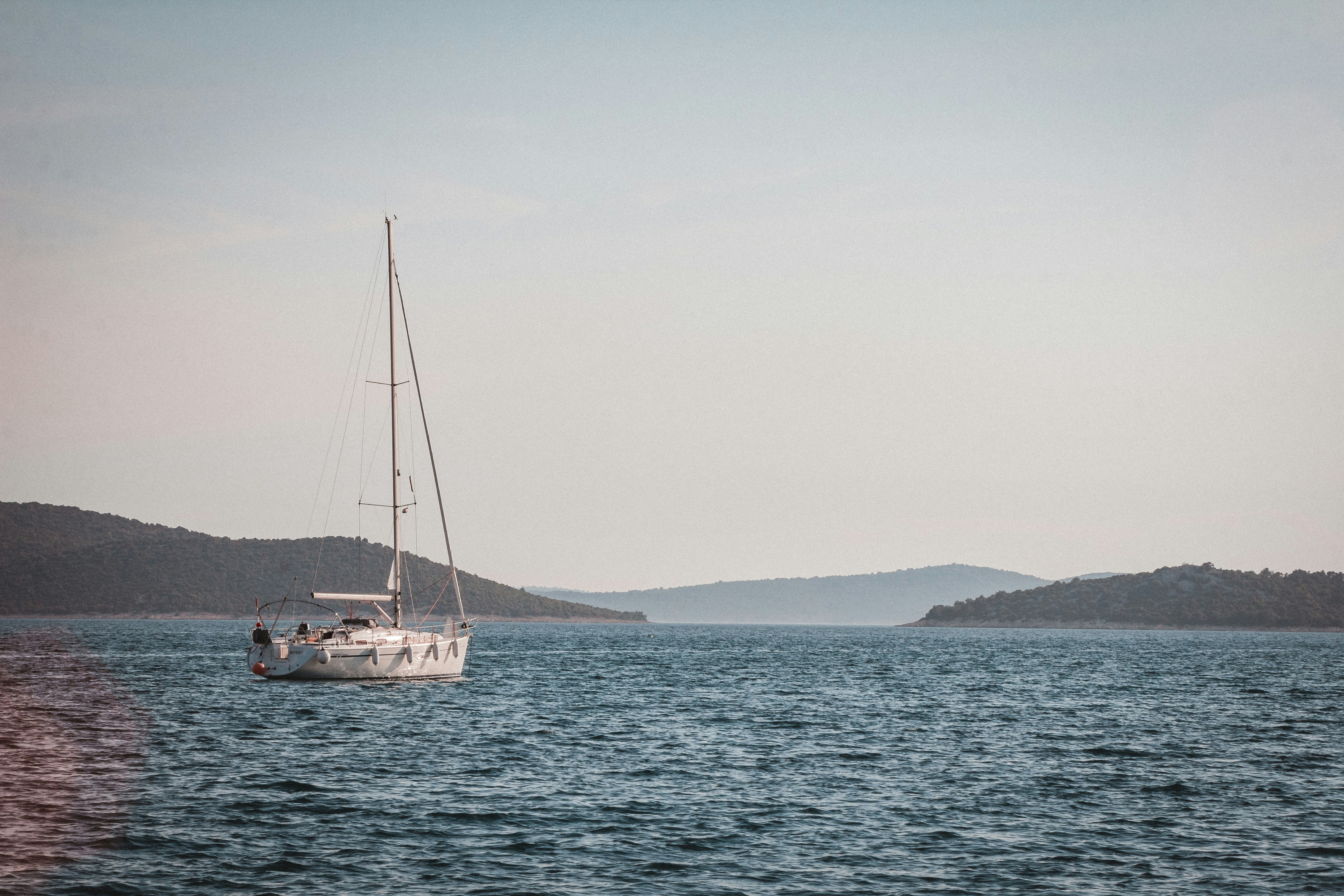 Photo by szabolcsantal