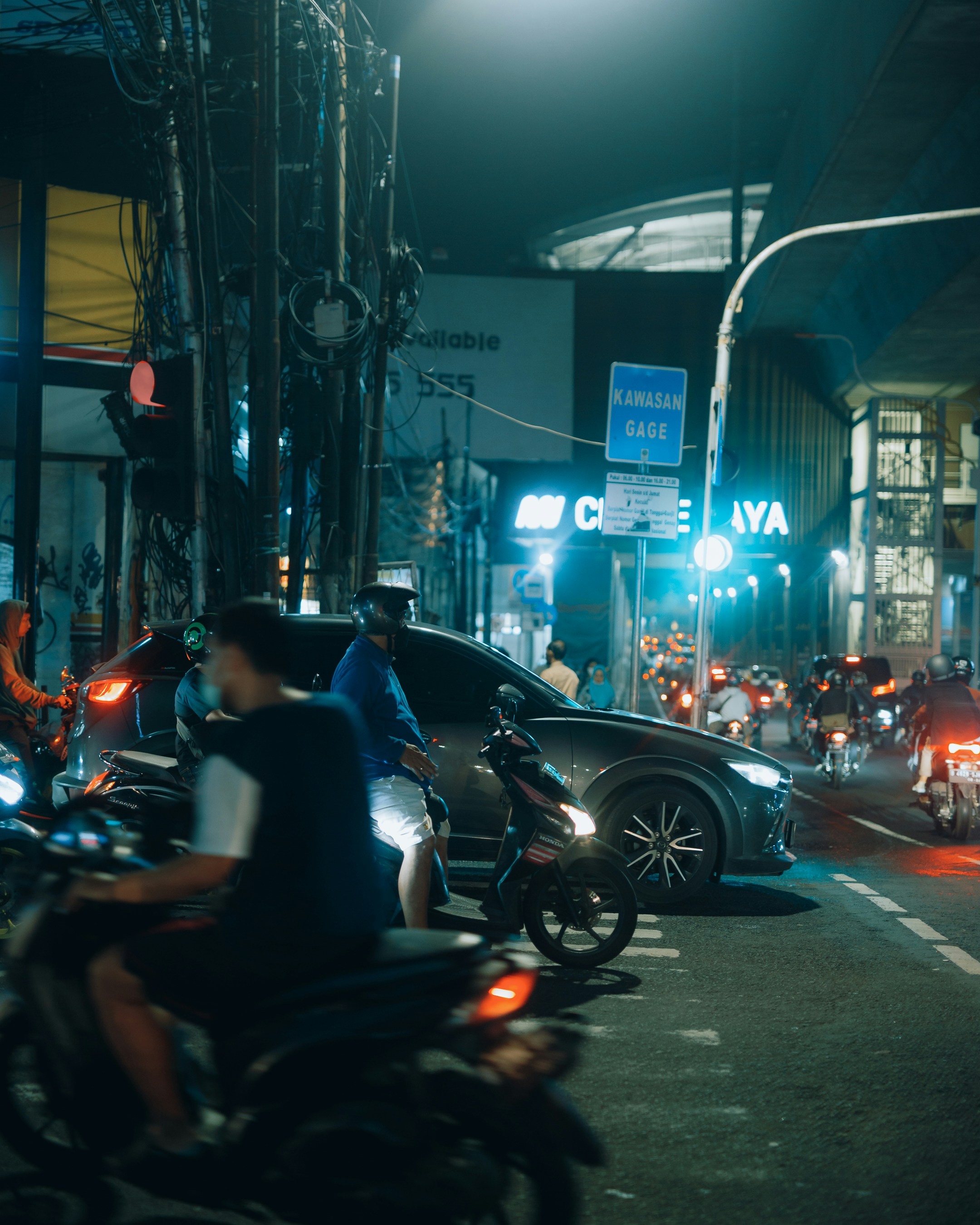 Photo by fuadzachary