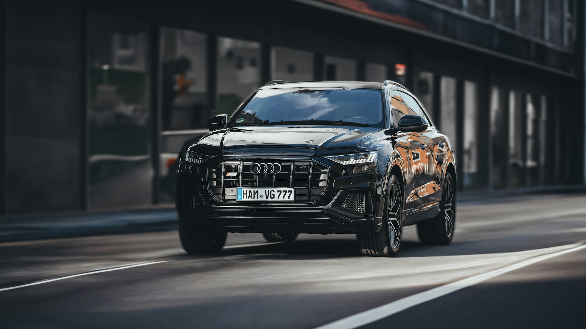 black and white bed linen