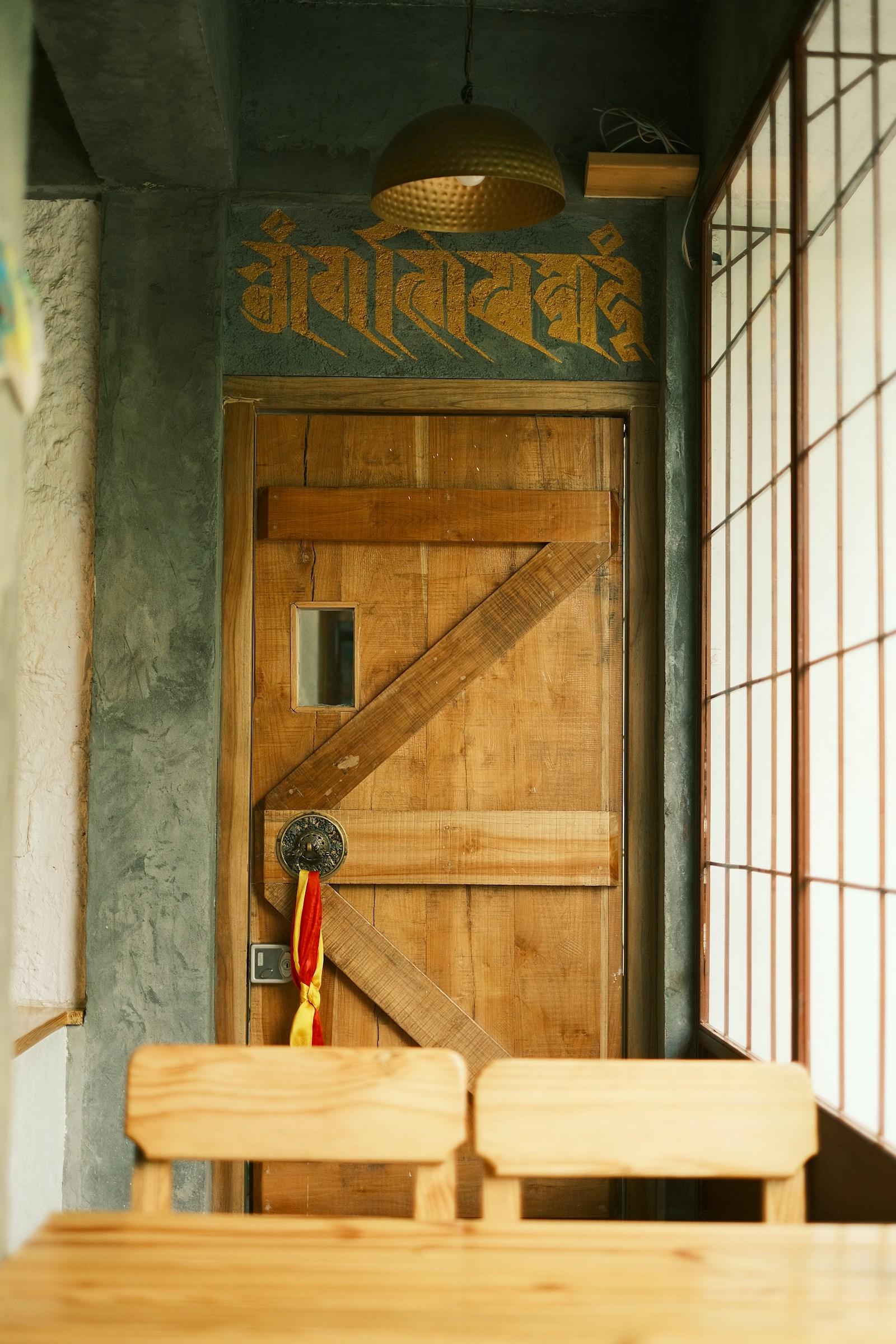 أبواب خشبية بعزل ومتانة أعلى