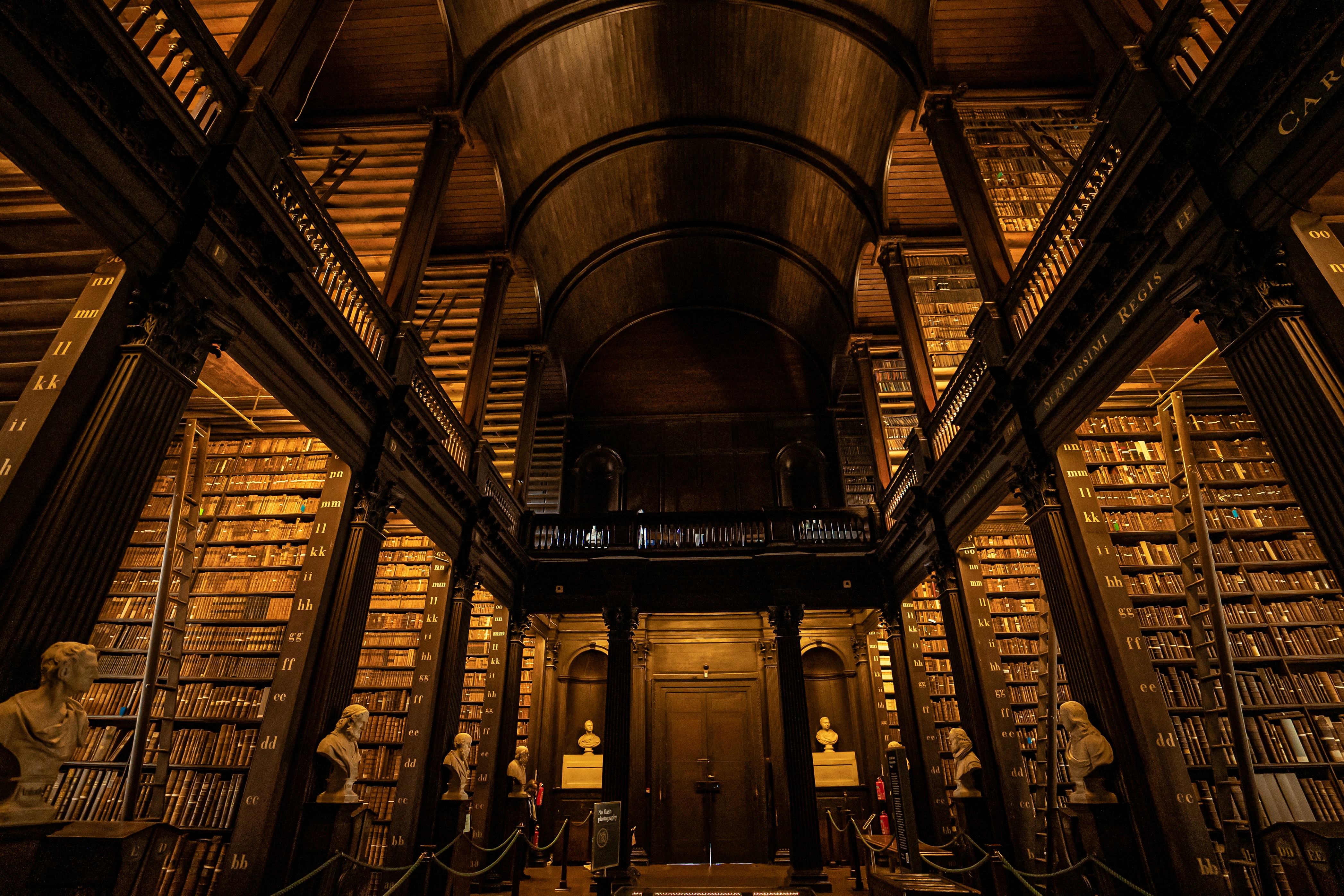 Bibliotheek Rolde