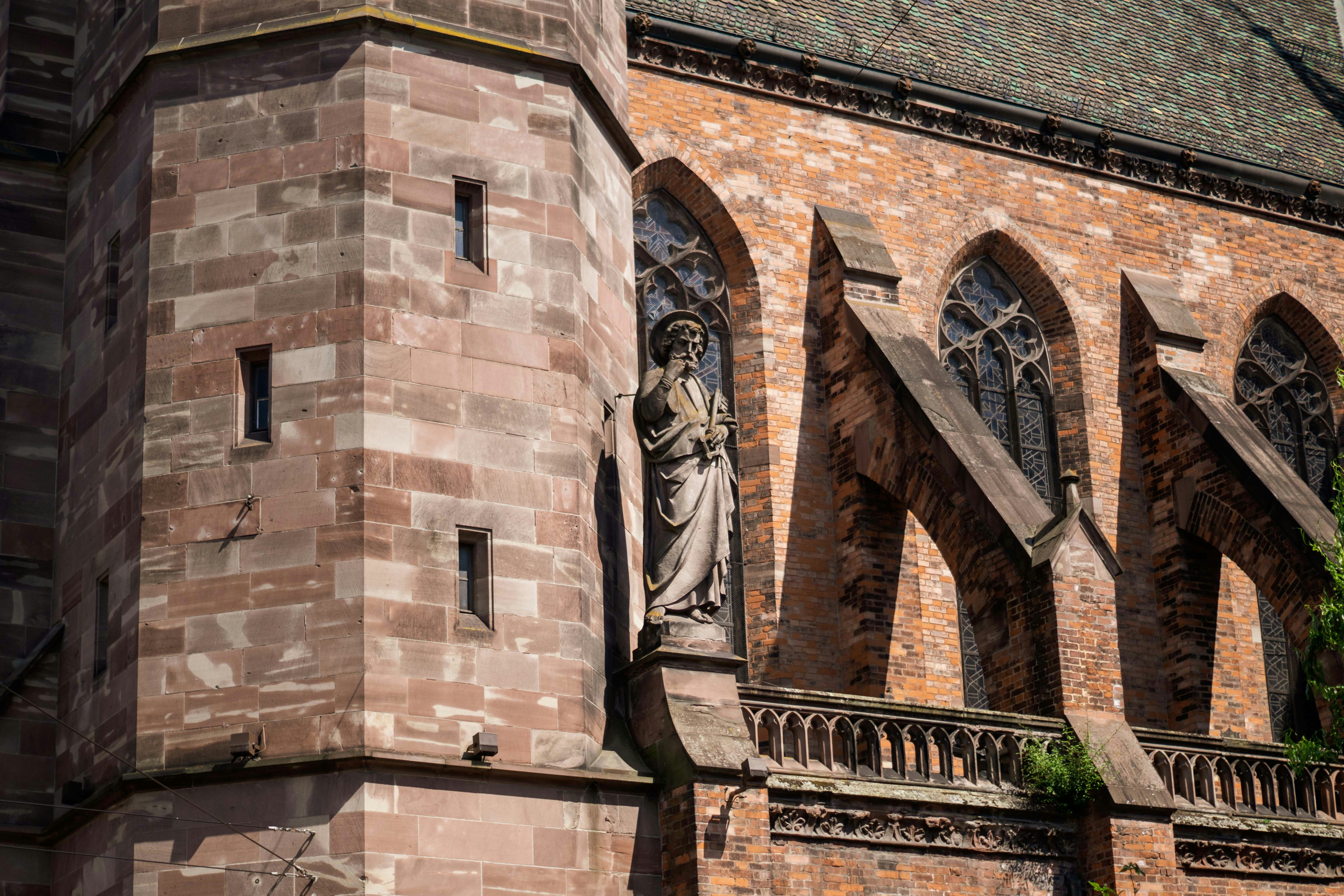 Photo by jbonunsplash