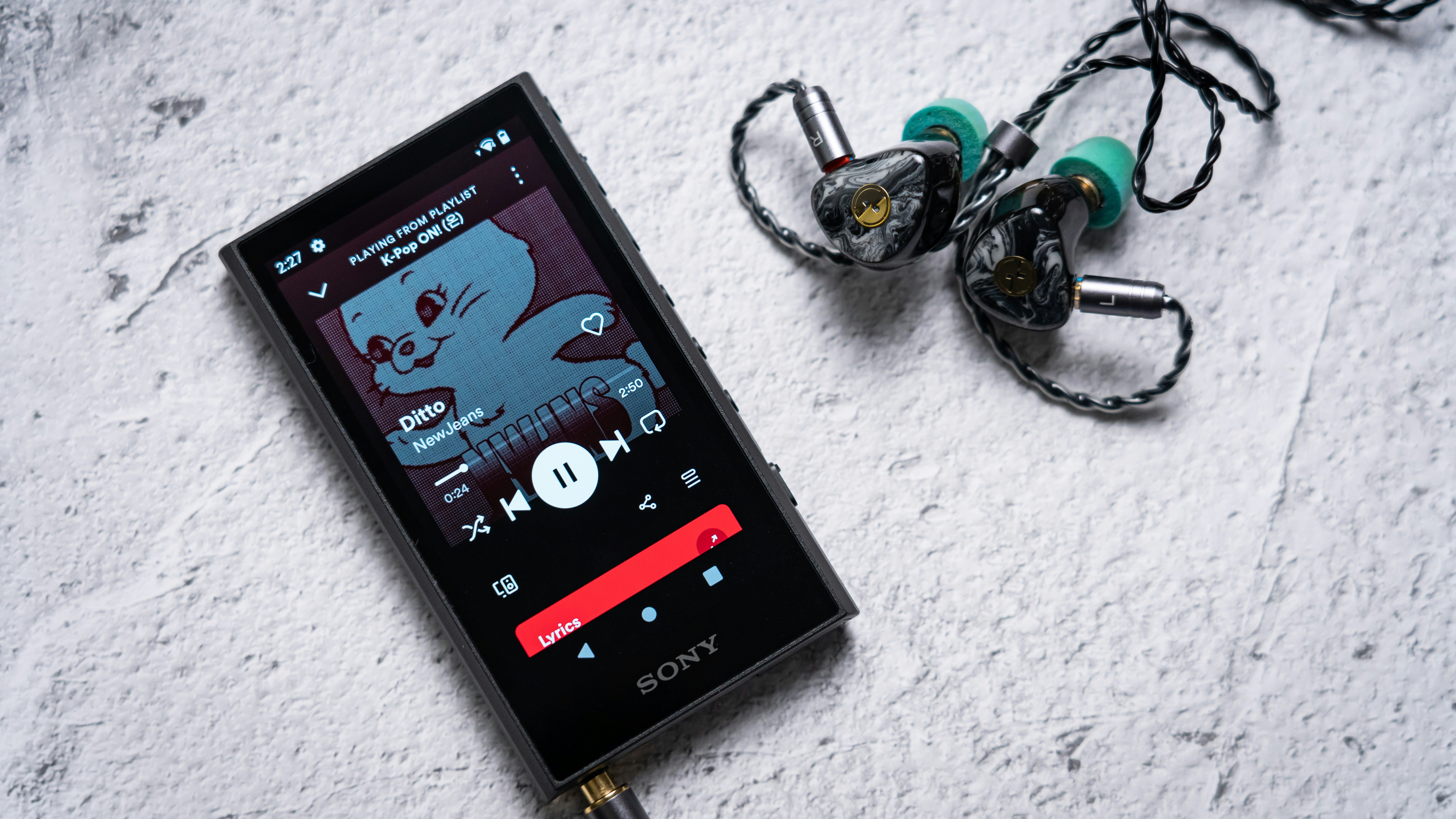 Sony NW-A306 a Hi-Fi Audio Player Made For People That Loves Music