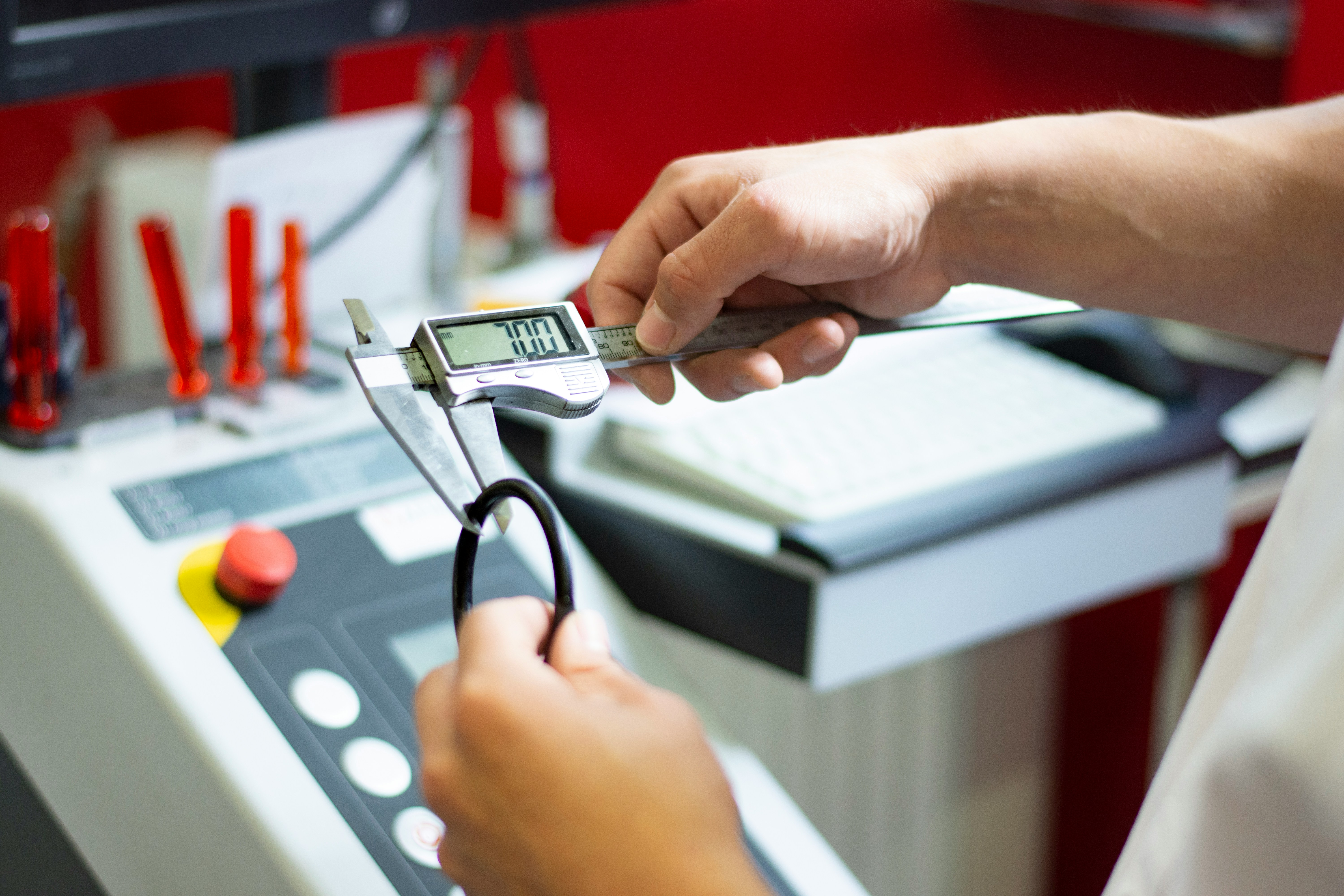 Is Your Torque Wrench Gaslighting You? The Truth About Calibration Drift
