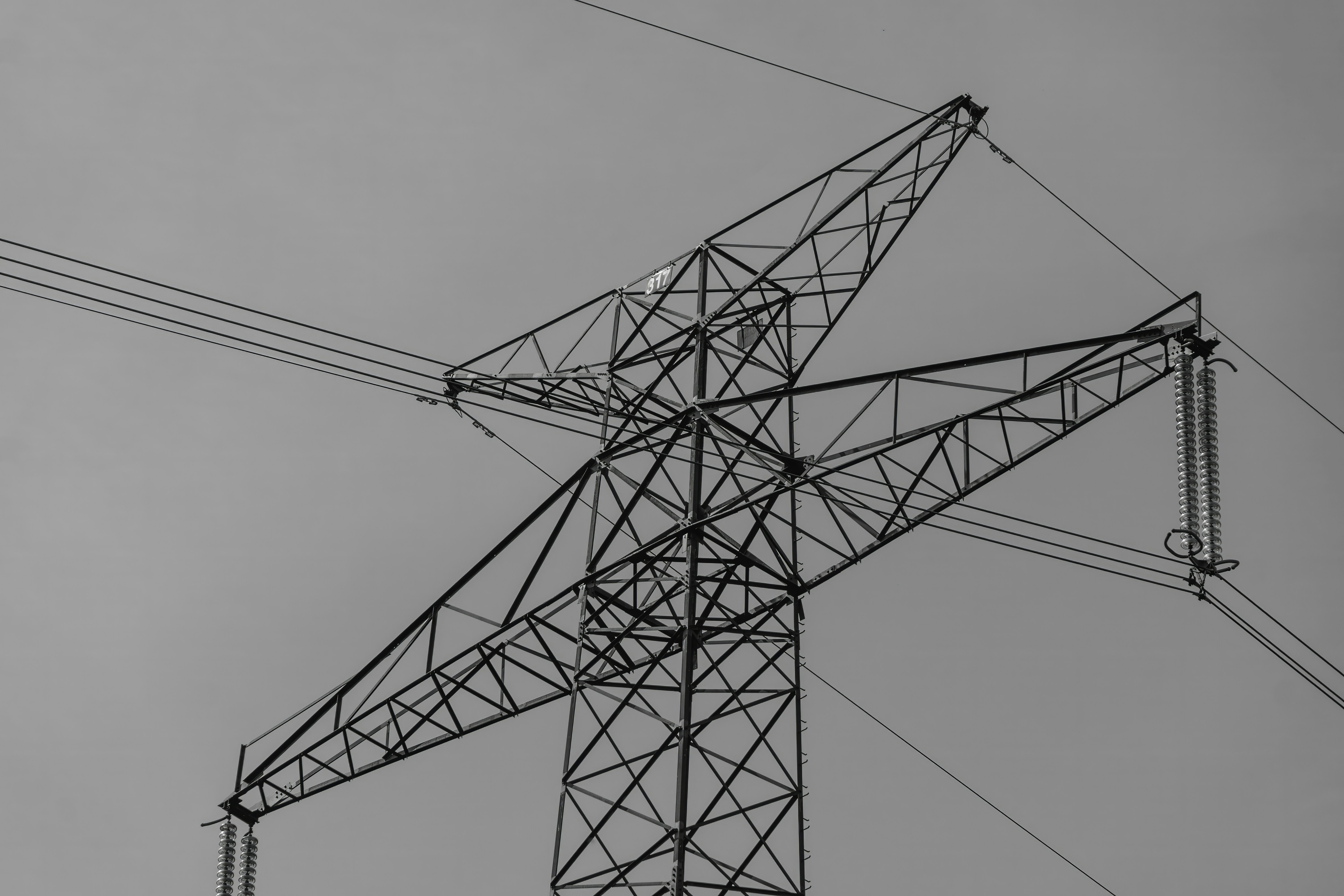 photo-1687300164036-9149298dea7a?ixid=M3wxMjA3fDB8MXxzZWFyY2h8NjJ8fHNpZ25hbCUyMGNhYmxlfGVufDB8fHx8MTczMTU3MjcwMnww%5Cu0026ixlib=rb-4.0.3
