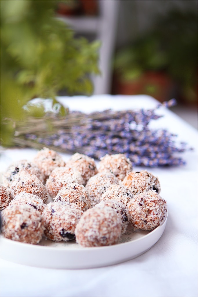 Coconut Comfort Laddus