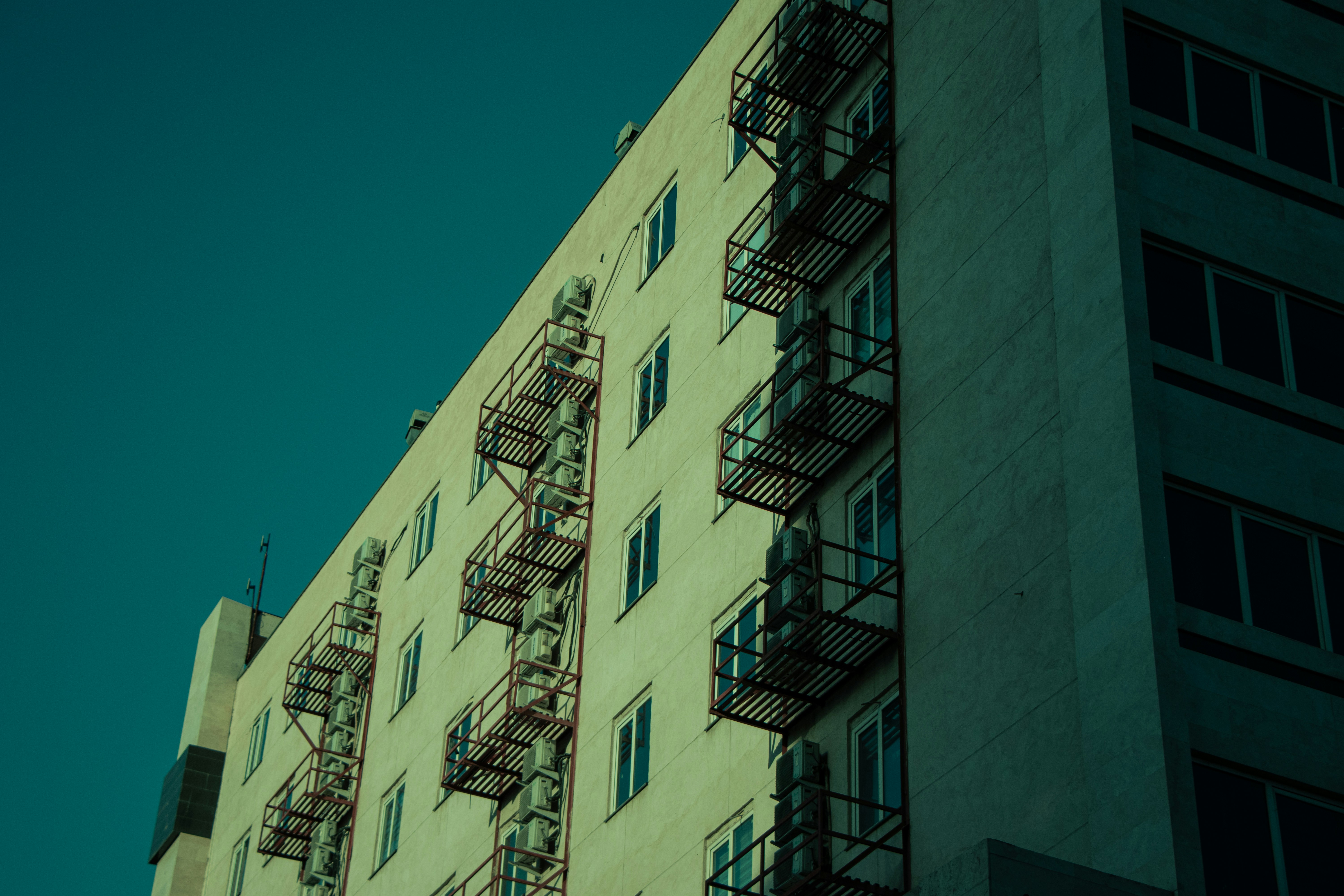 Photo by mahdibafande