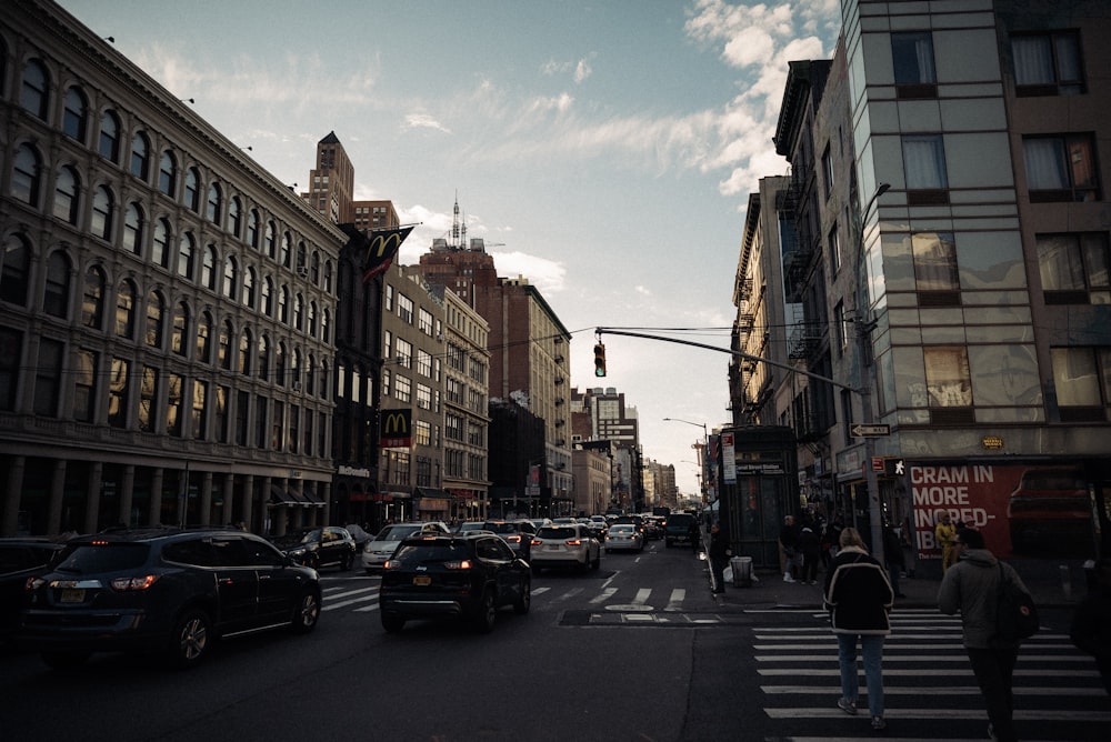 a city street filled with lots of traffic