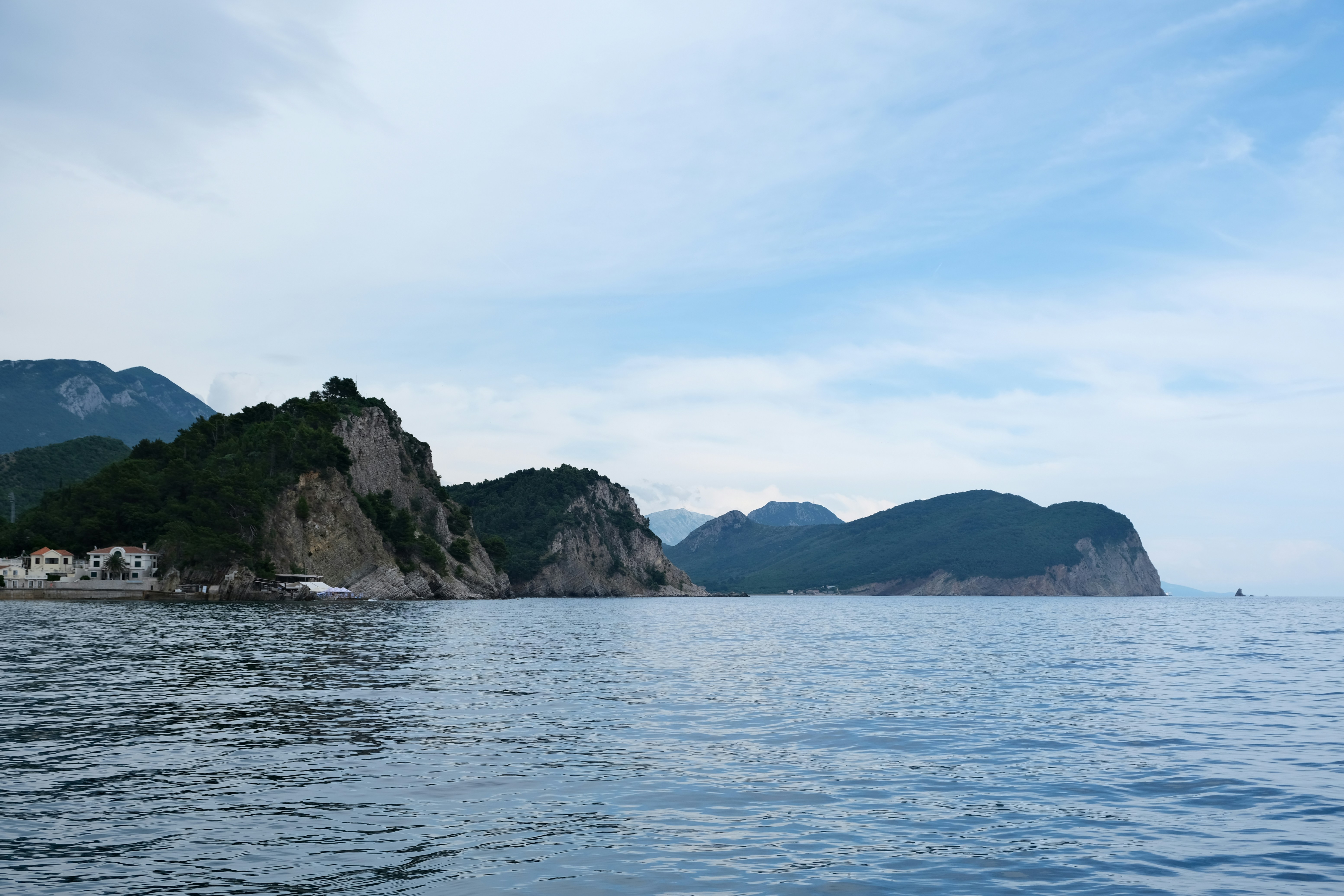 Photo by alexxingplus