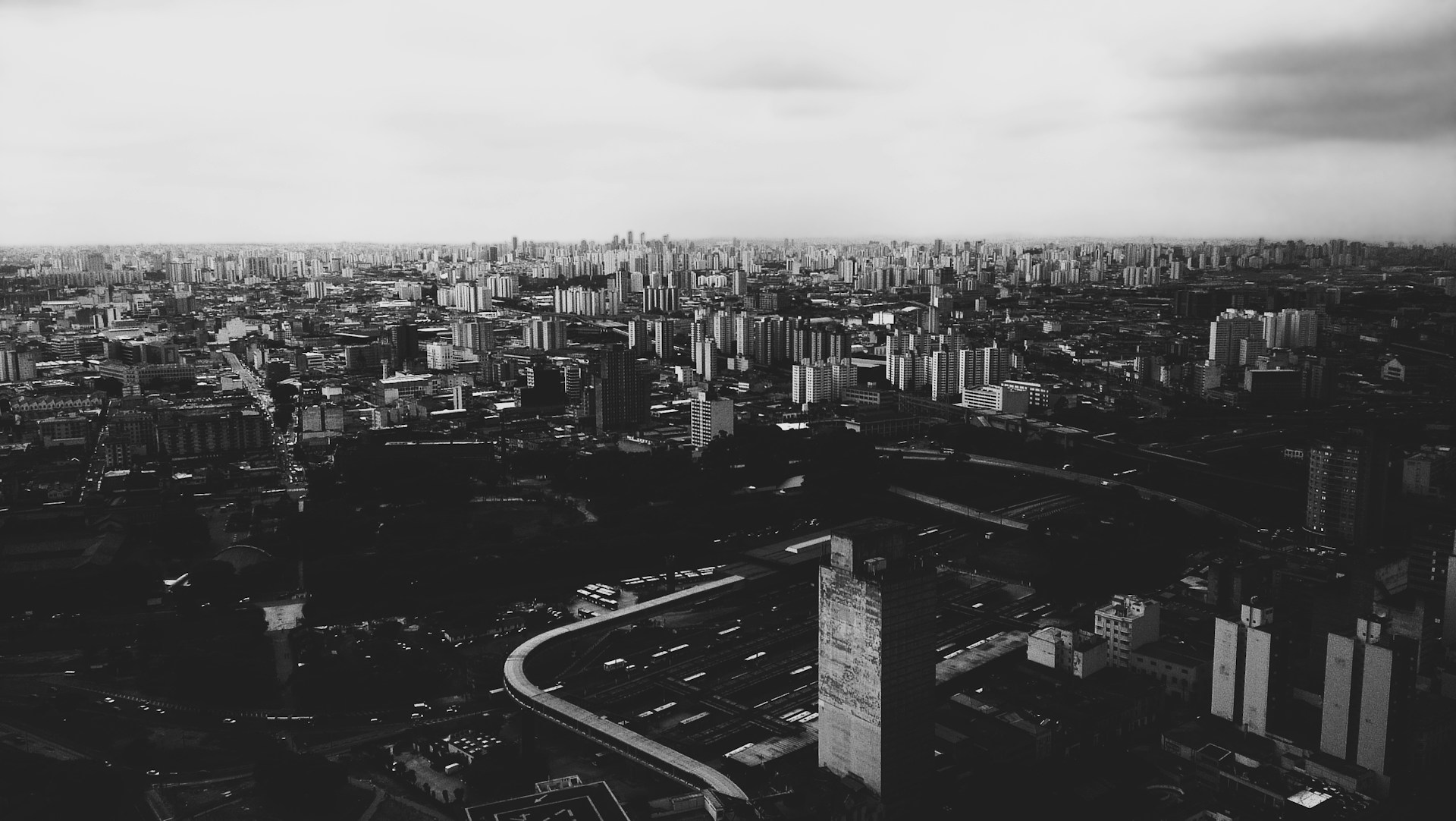 a black and white photo of a city