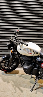 Royal Enfield Hunter 350 available for rent in Goa