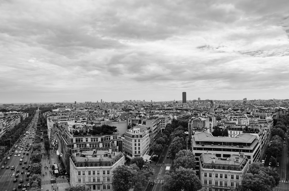 a black and white photo of a cityscape