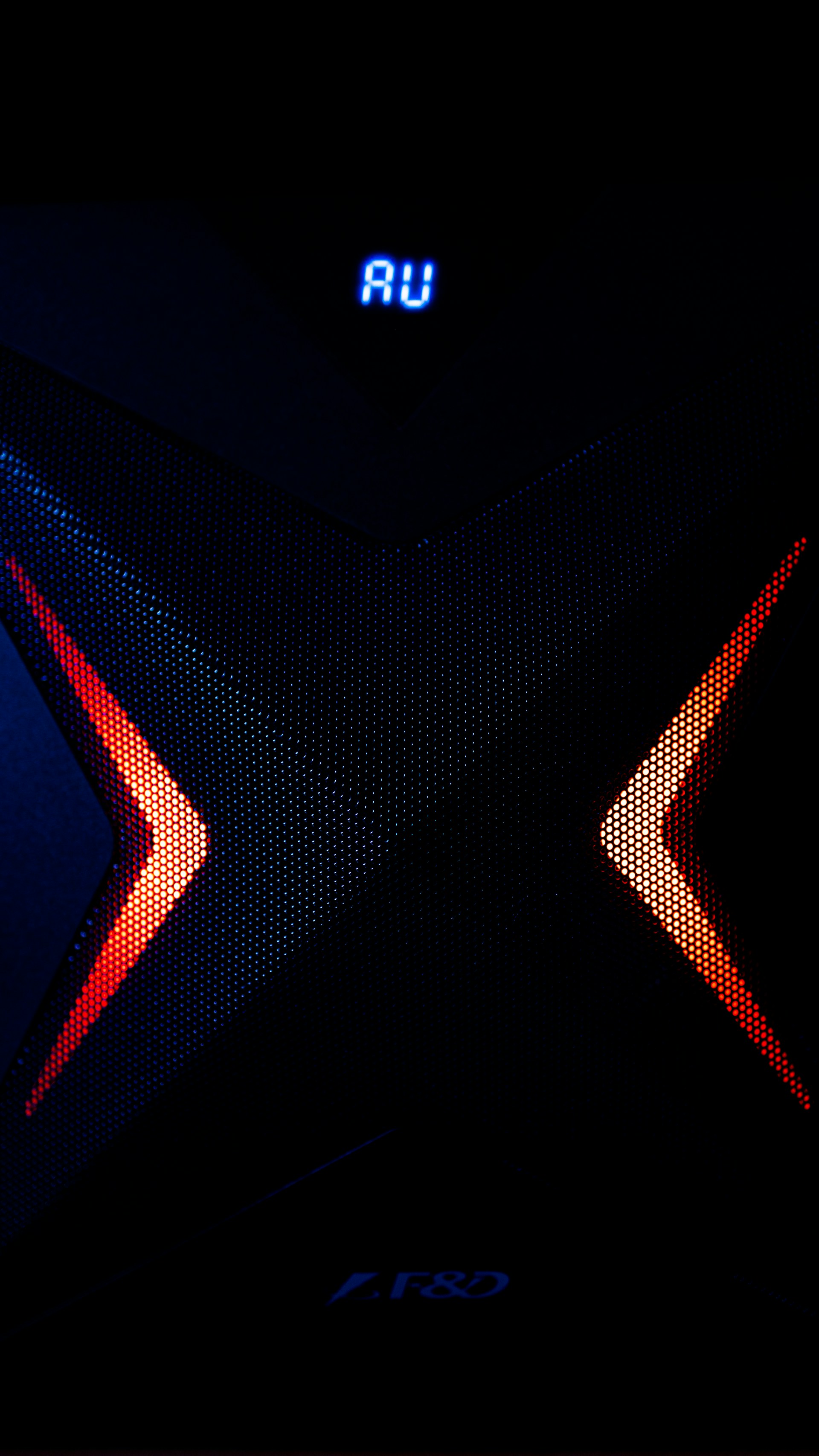 gray computer monitor
